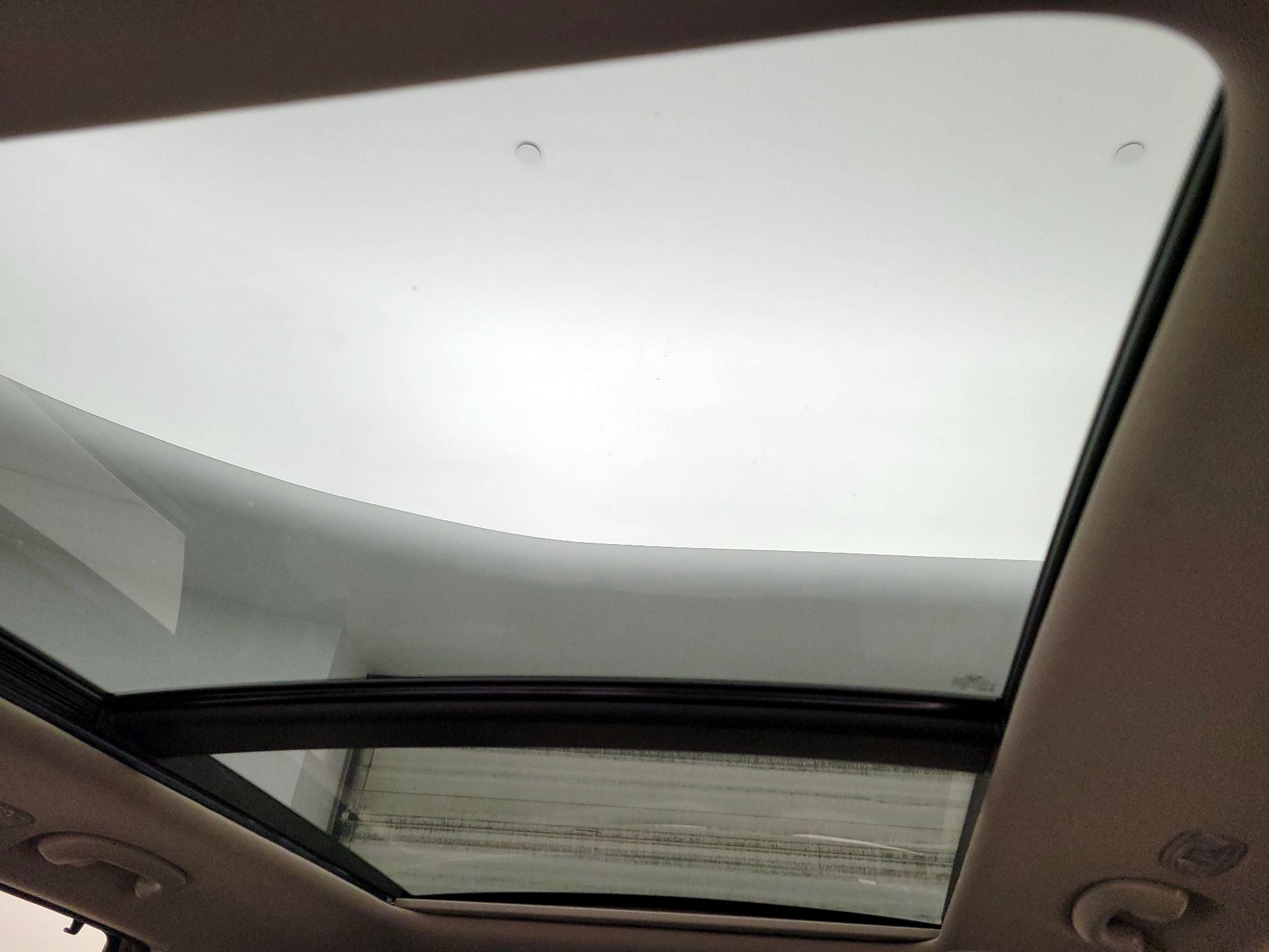 Thumbnail: 2016 Kia Sorento - 20