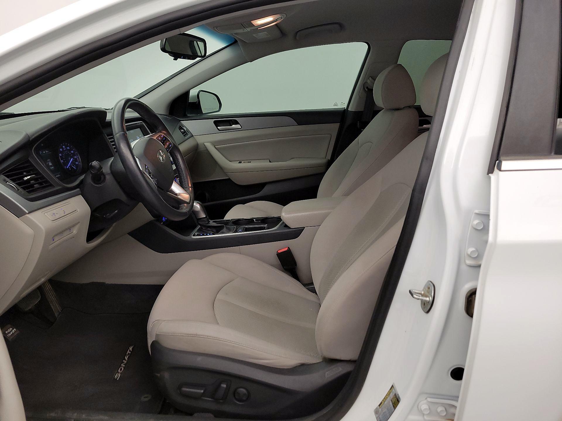 Thumbnail: 2018 Hyundai Sonata - 11