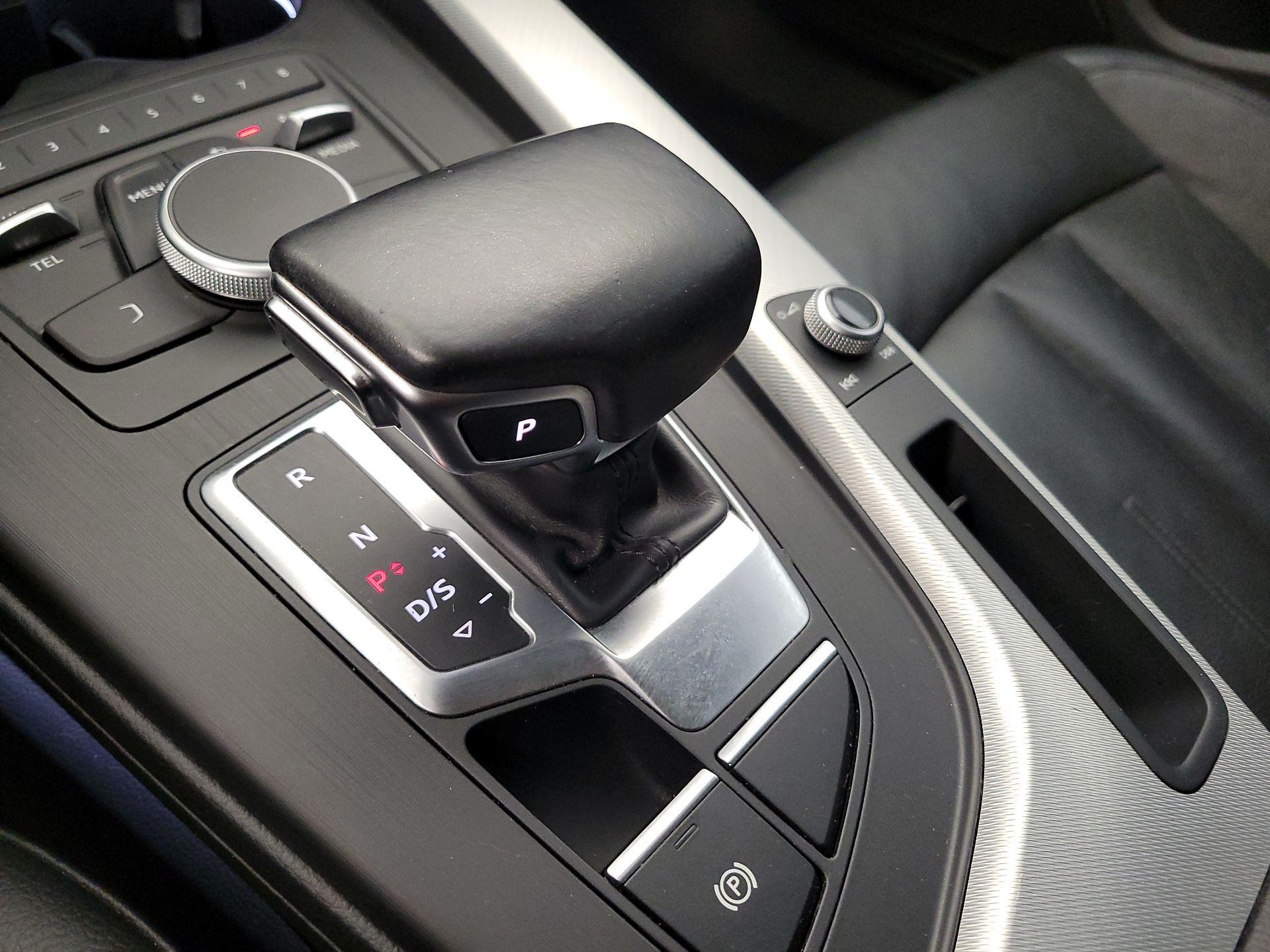 Thumbnail: 2017 Audi A4 - 17