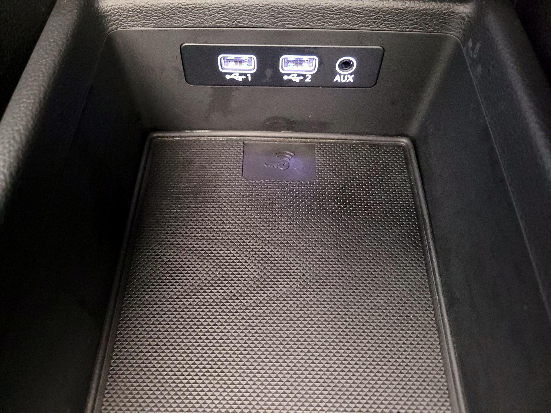 Thumbnail: 2017 Audi A4 - 18