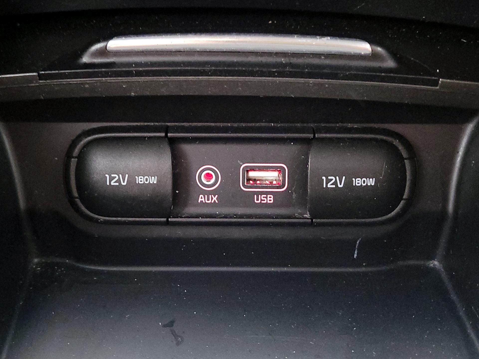 Thumbnail: 2019 Kia Optima - 18