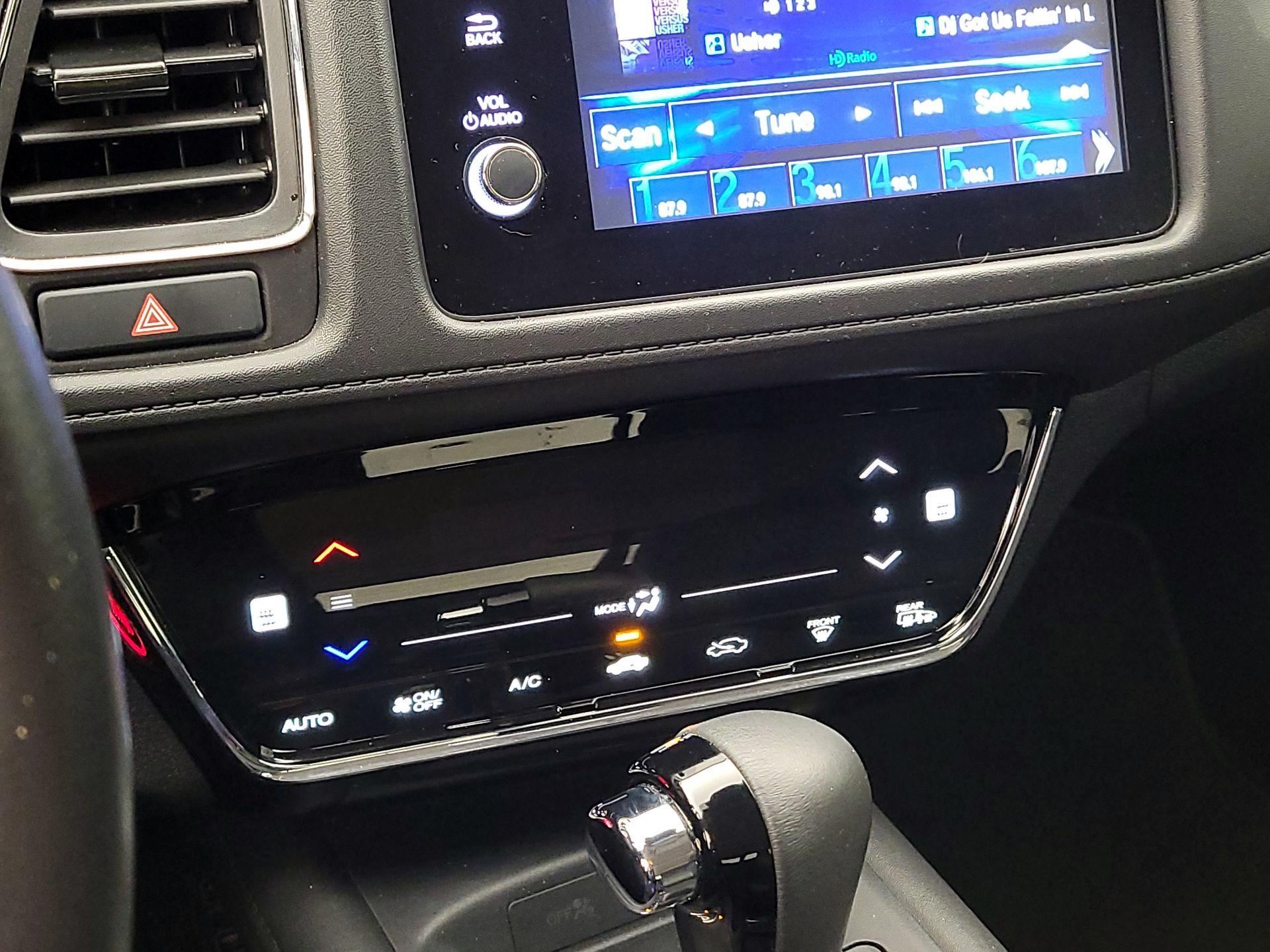 Thumbnail: 2020 Honda HR-V - 16