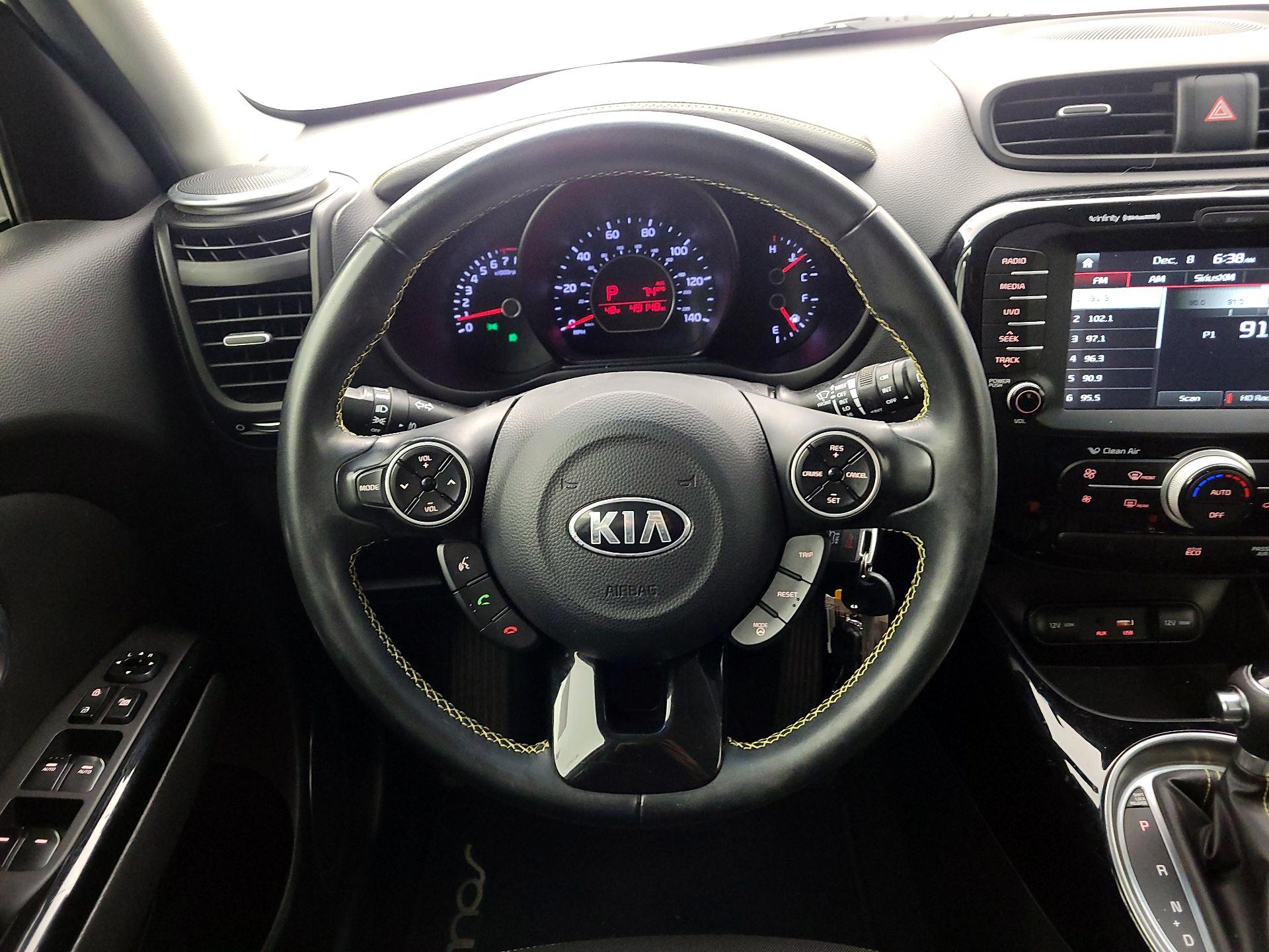 Thumbnail: 2016 Kia Soul - 10