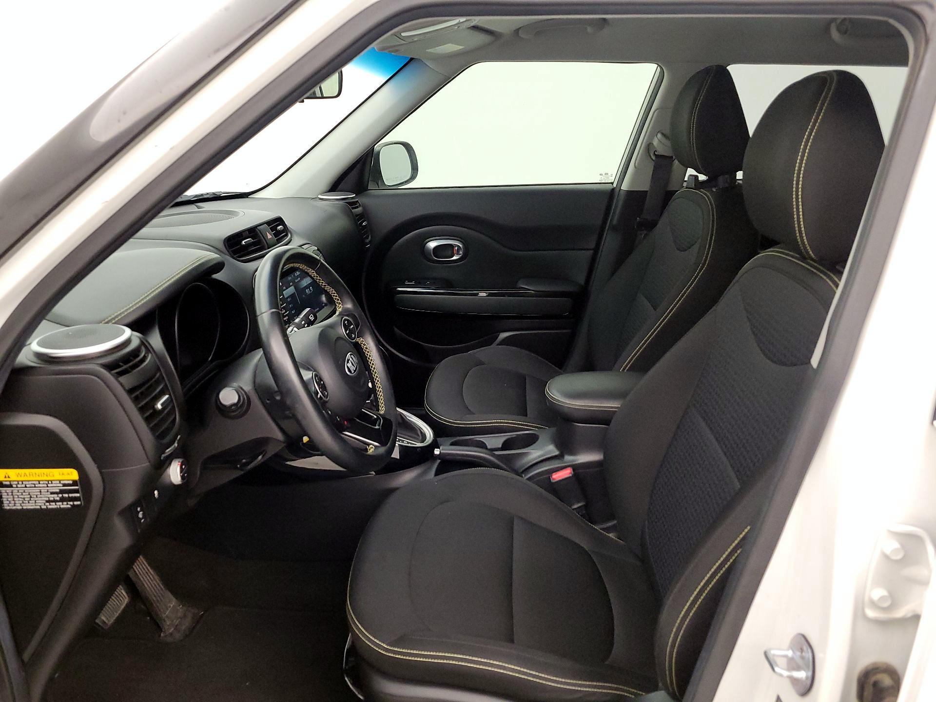 Thumbnail: 2016 Kia Soul - 11