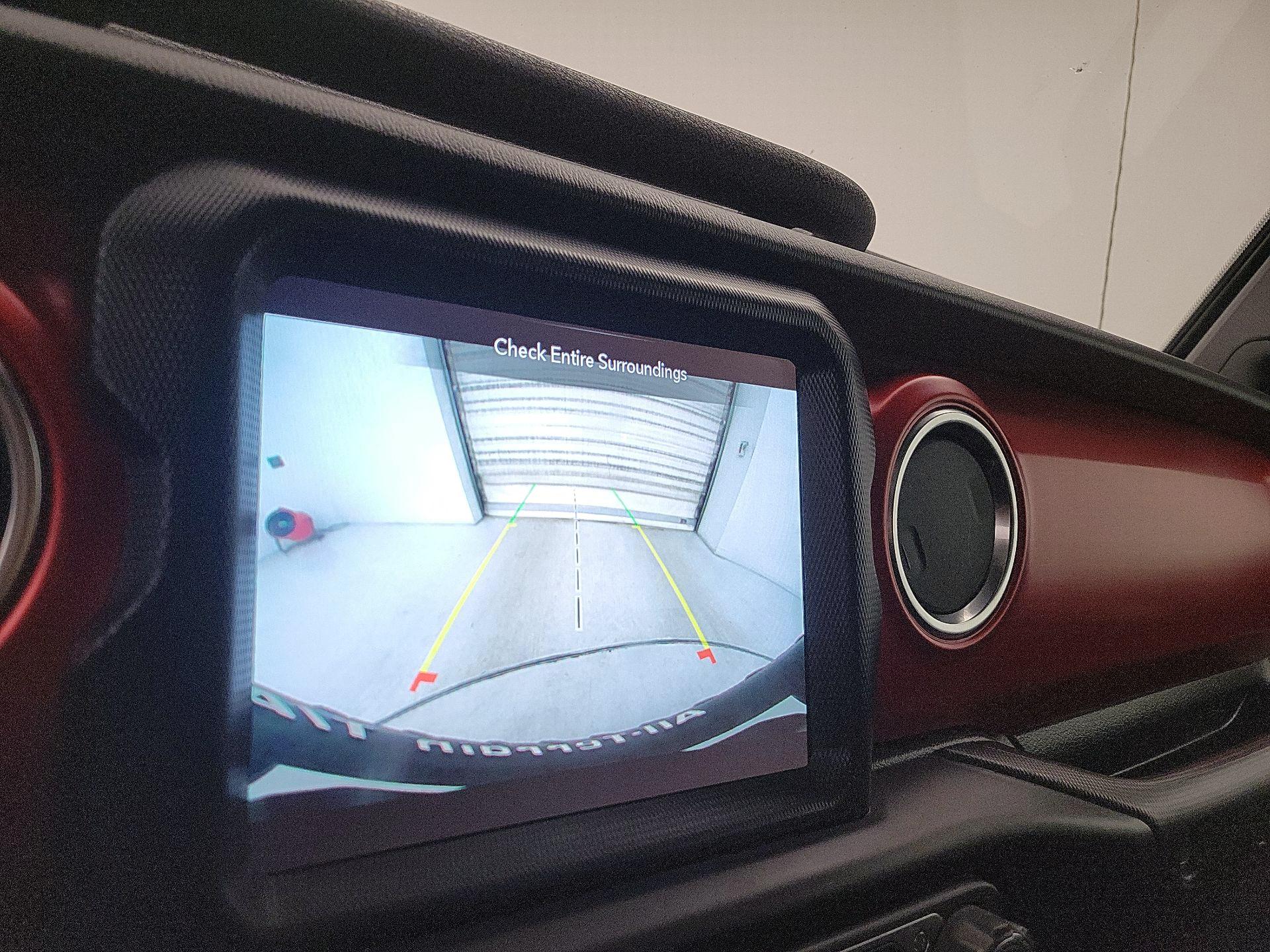 Thumbnail: 2021 Jeep Wrangler - 15