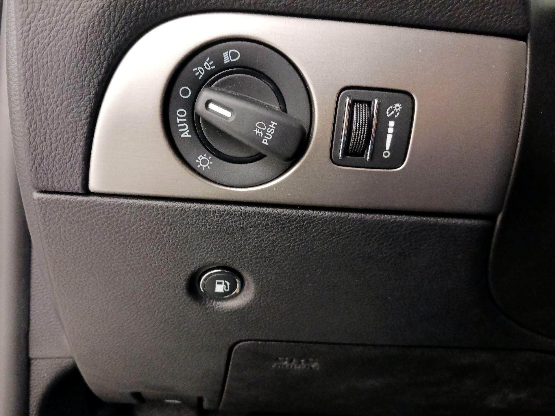 Thumbnail: 2020 Dodge Durango - 13