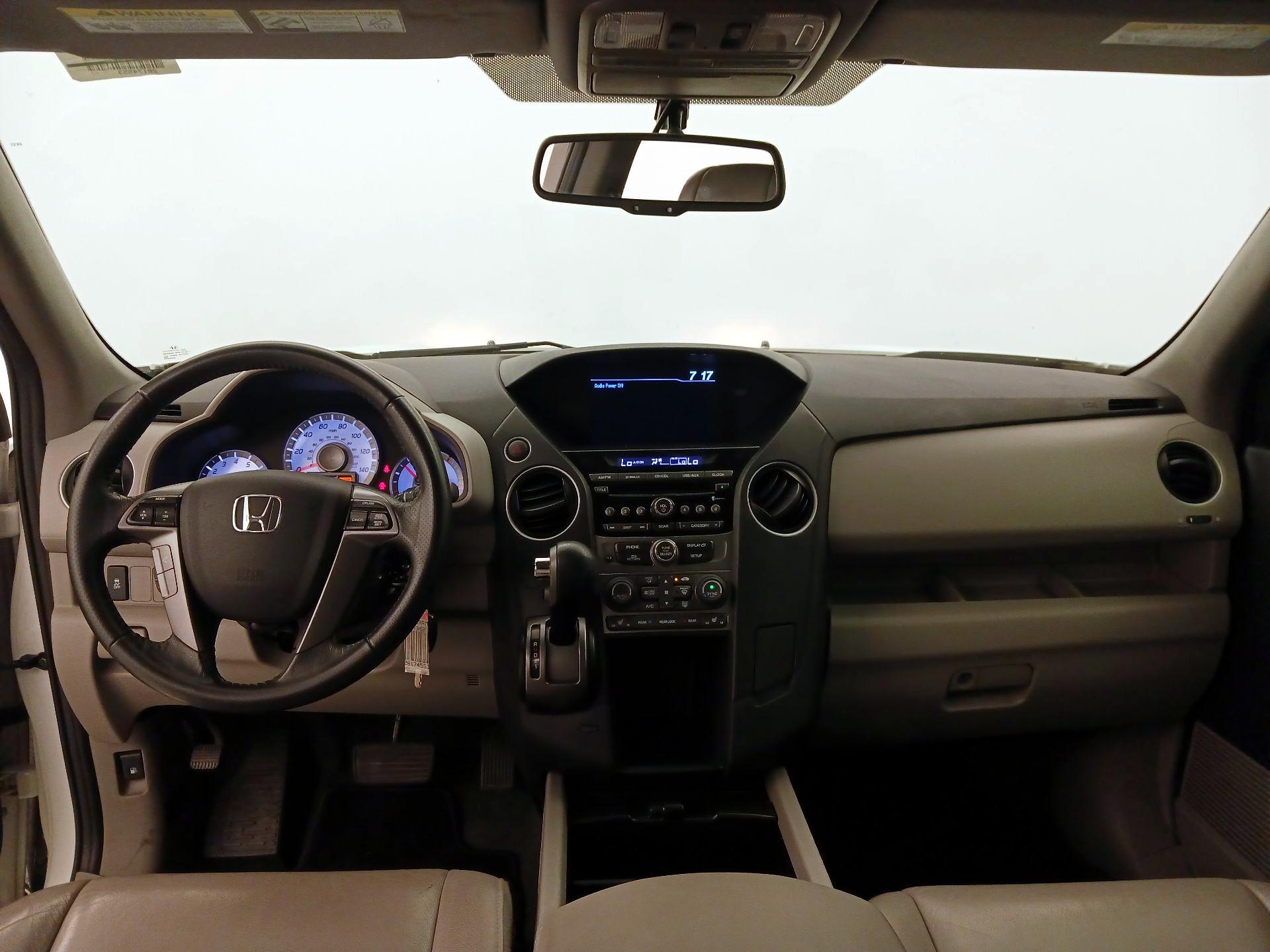 Thumbnail: 2015 Honda Pilot - 9