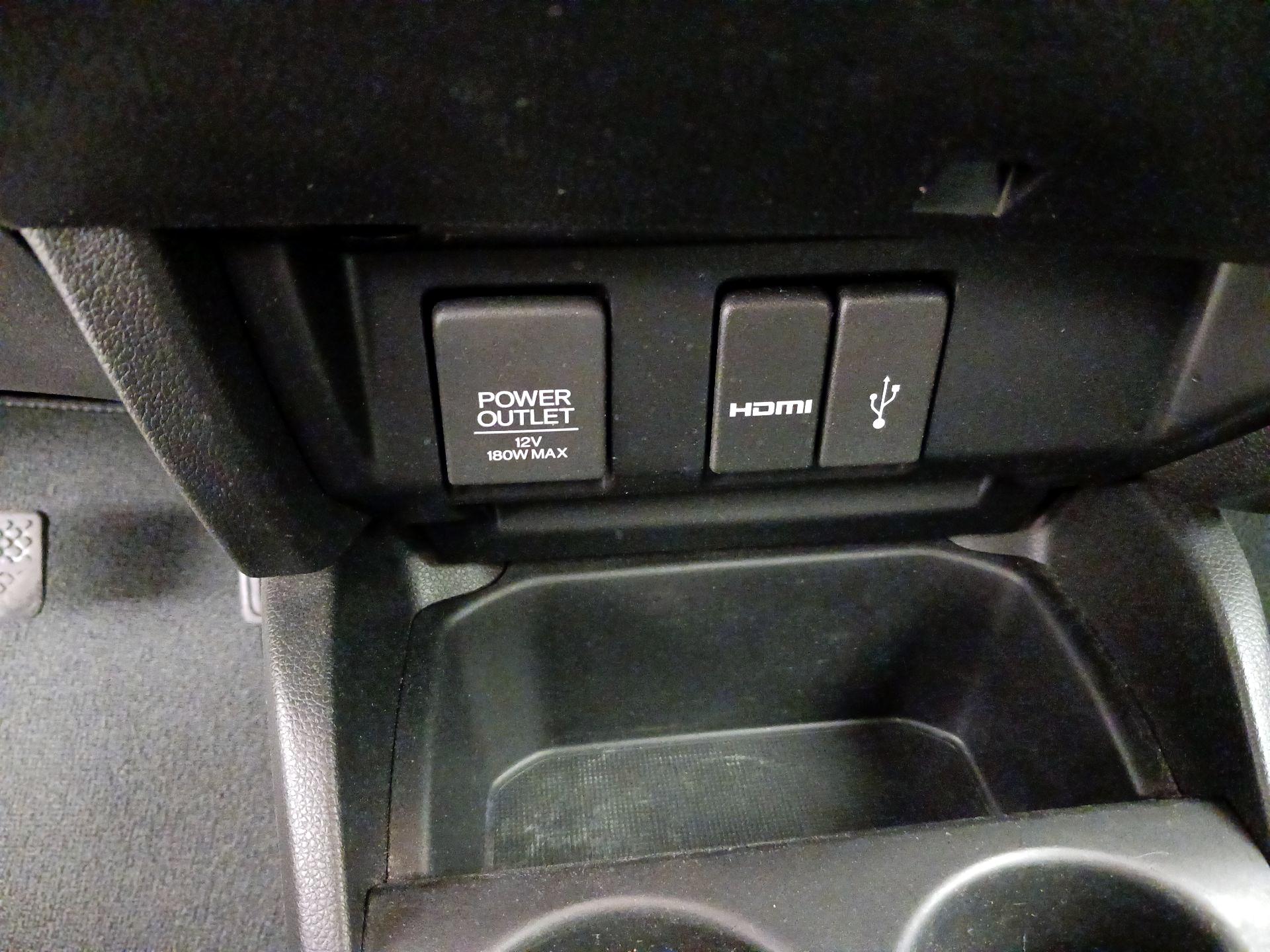 Thumbnail: 2015 Honda Fit - 19