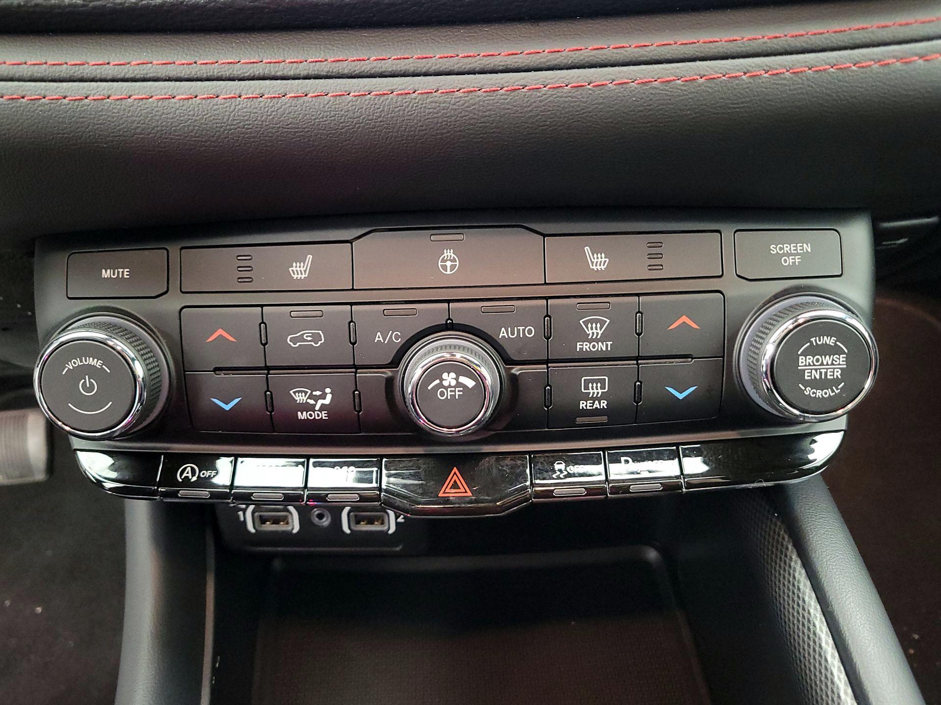 Thumbnail: 2024 Dodge Durango - 16