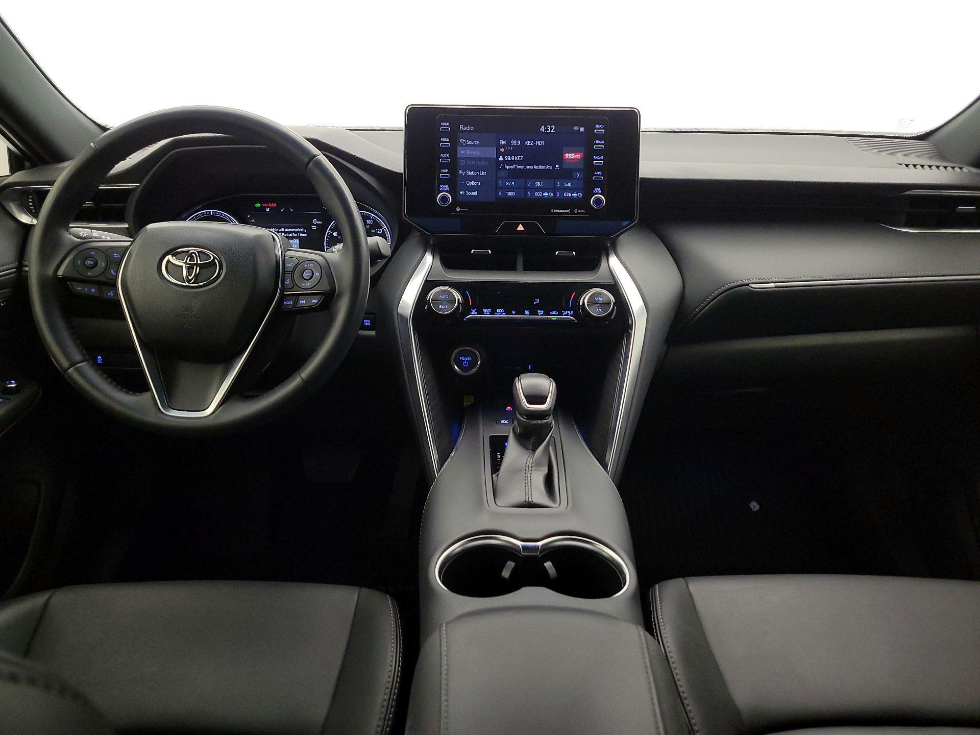 Thumbnail: 2022 Toyota Venza - 9