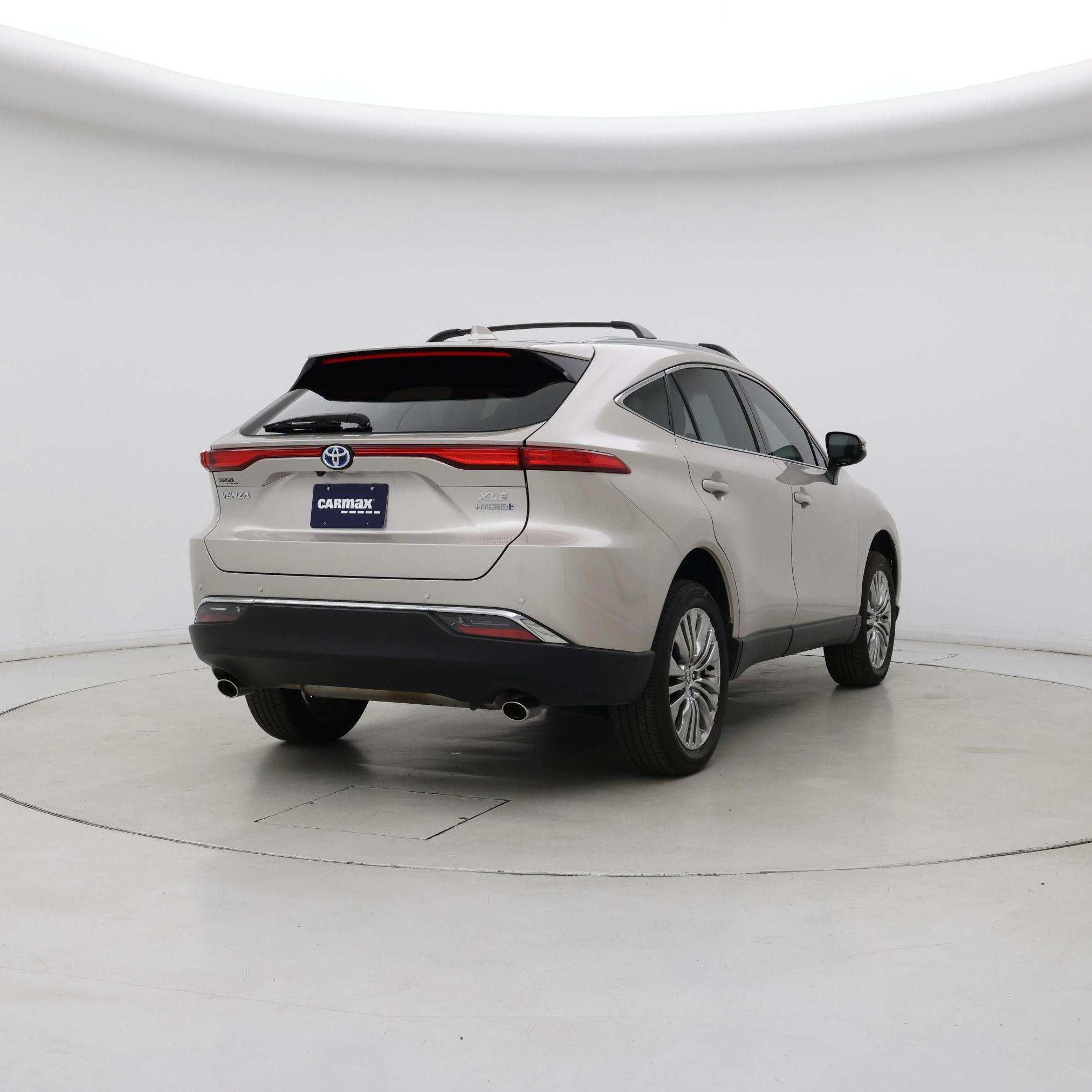Thumbnail: 2022 Toyota Venza - 8
