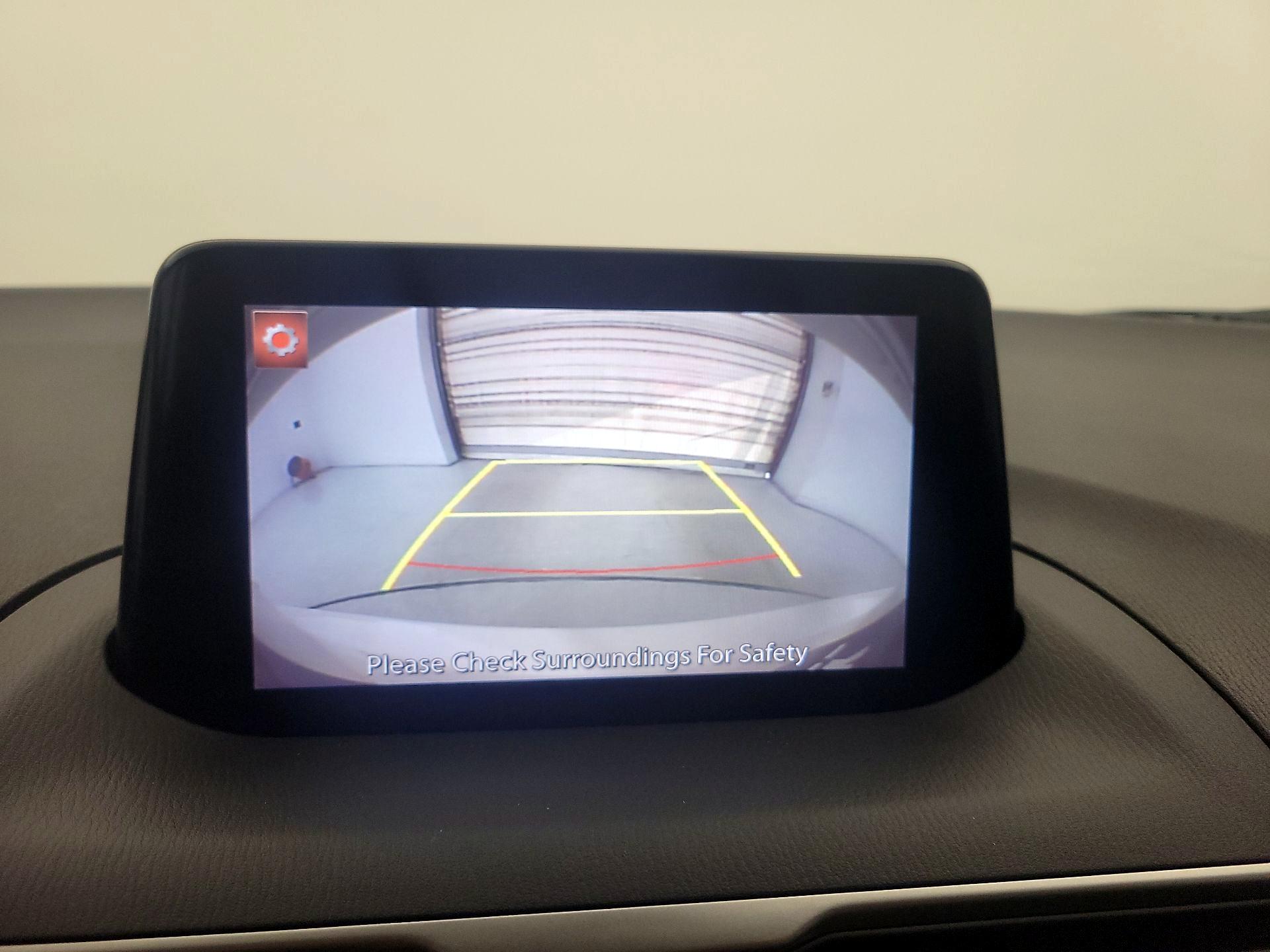 Thumbnail: 2018 Mazda Mazda3 - 14