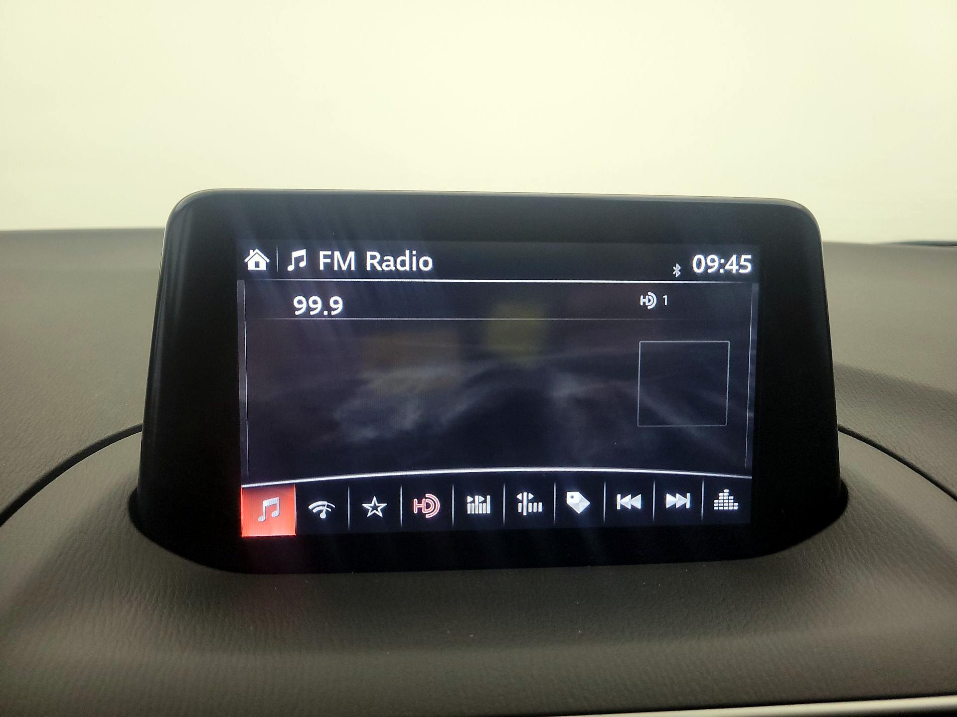 Thumbnail: 2018 Mazda Mazda3 - 15