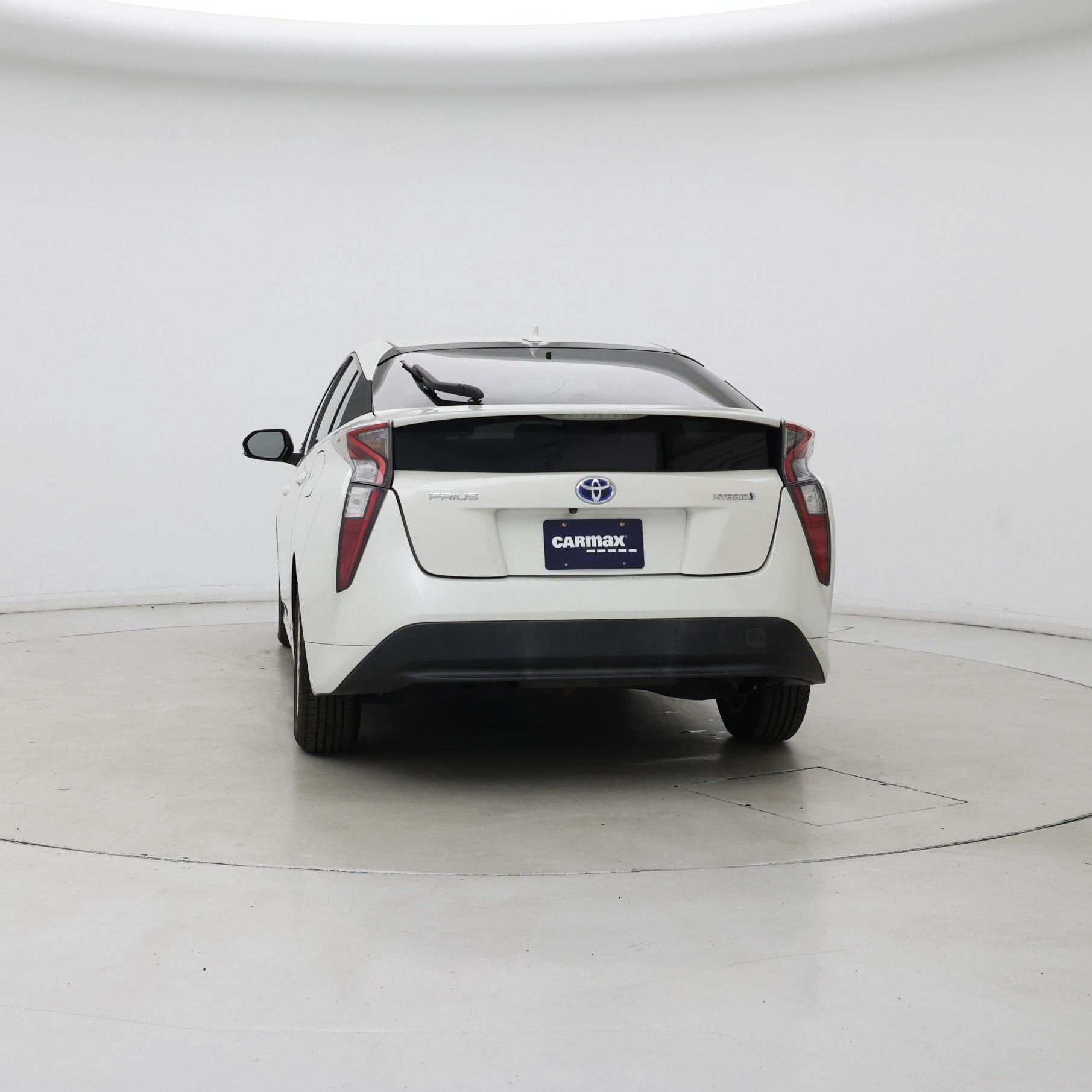 Thumbnail: 2017 Toyota Prius - 6