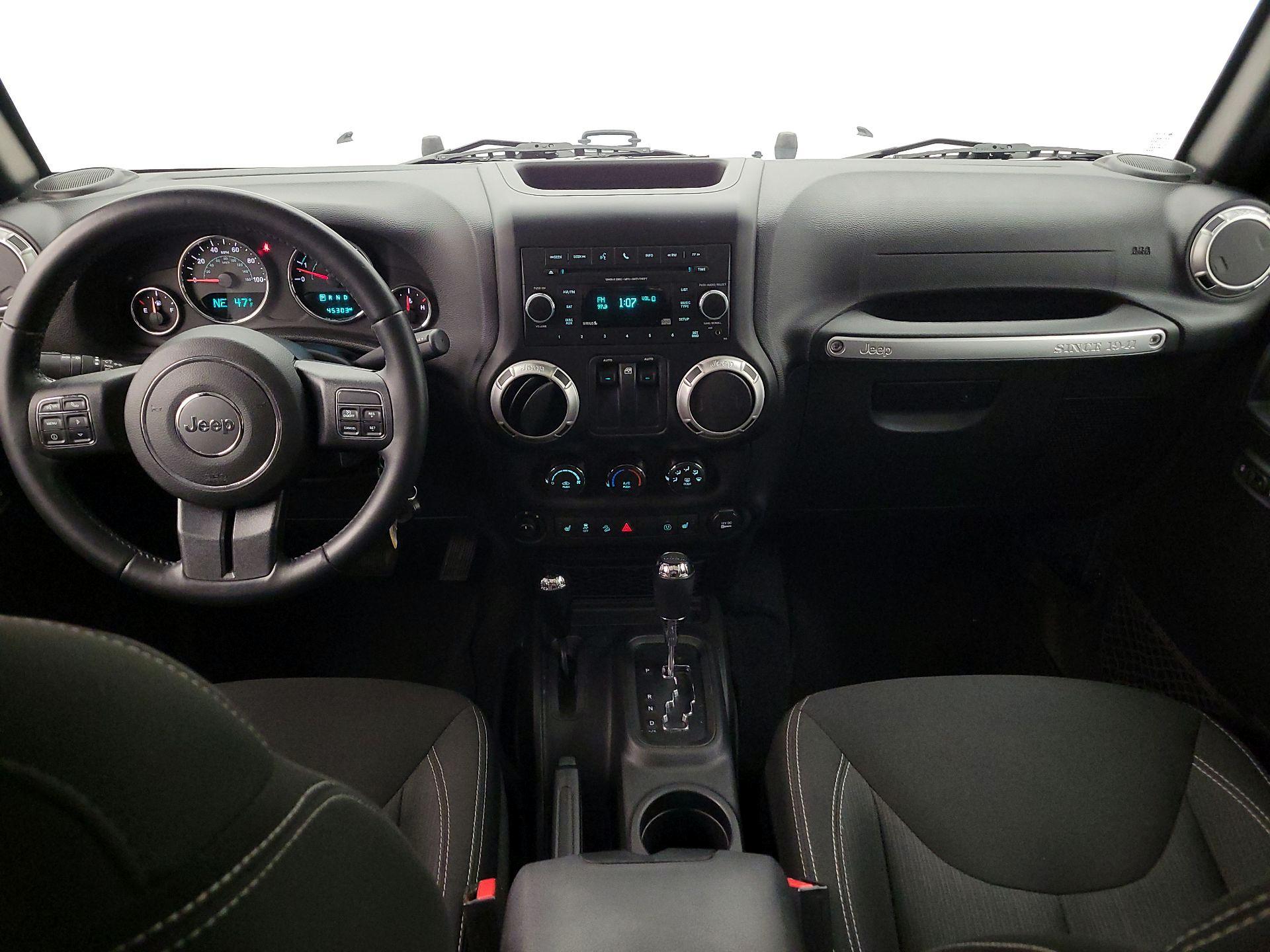 Thumbnail: 2016 Jeep Wrangler - 9