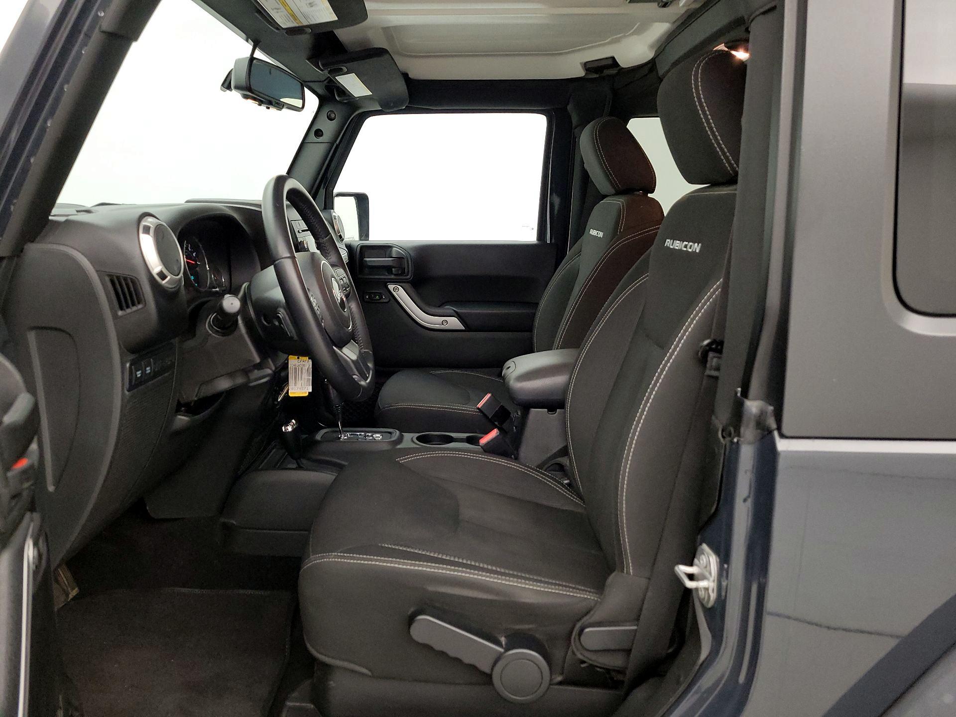 Thumbnail: 2016 Jeep Wrangler - 11