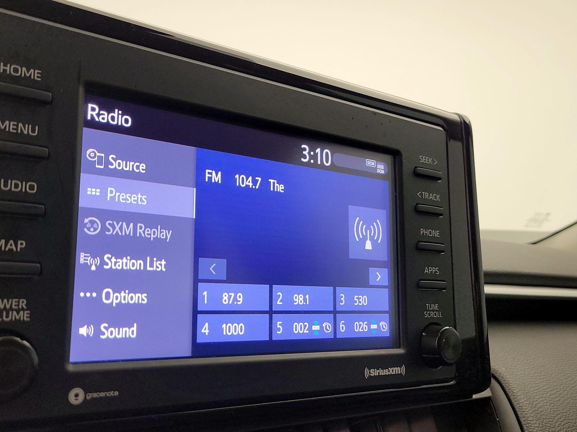 Thumbnail: 2021 Toyota RAV4 - 15