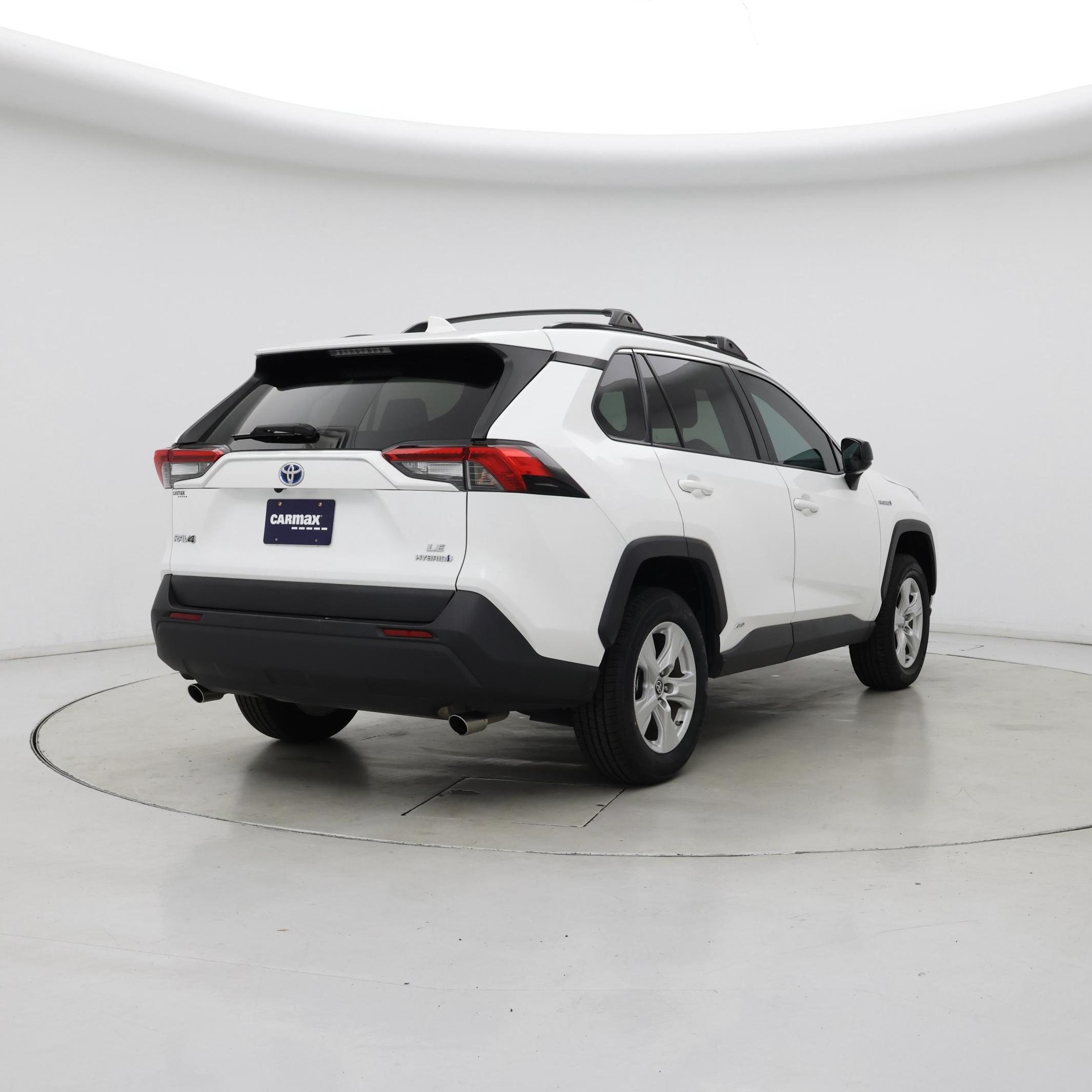 Thumbnail: 2021 Toyota RAV4 - 8