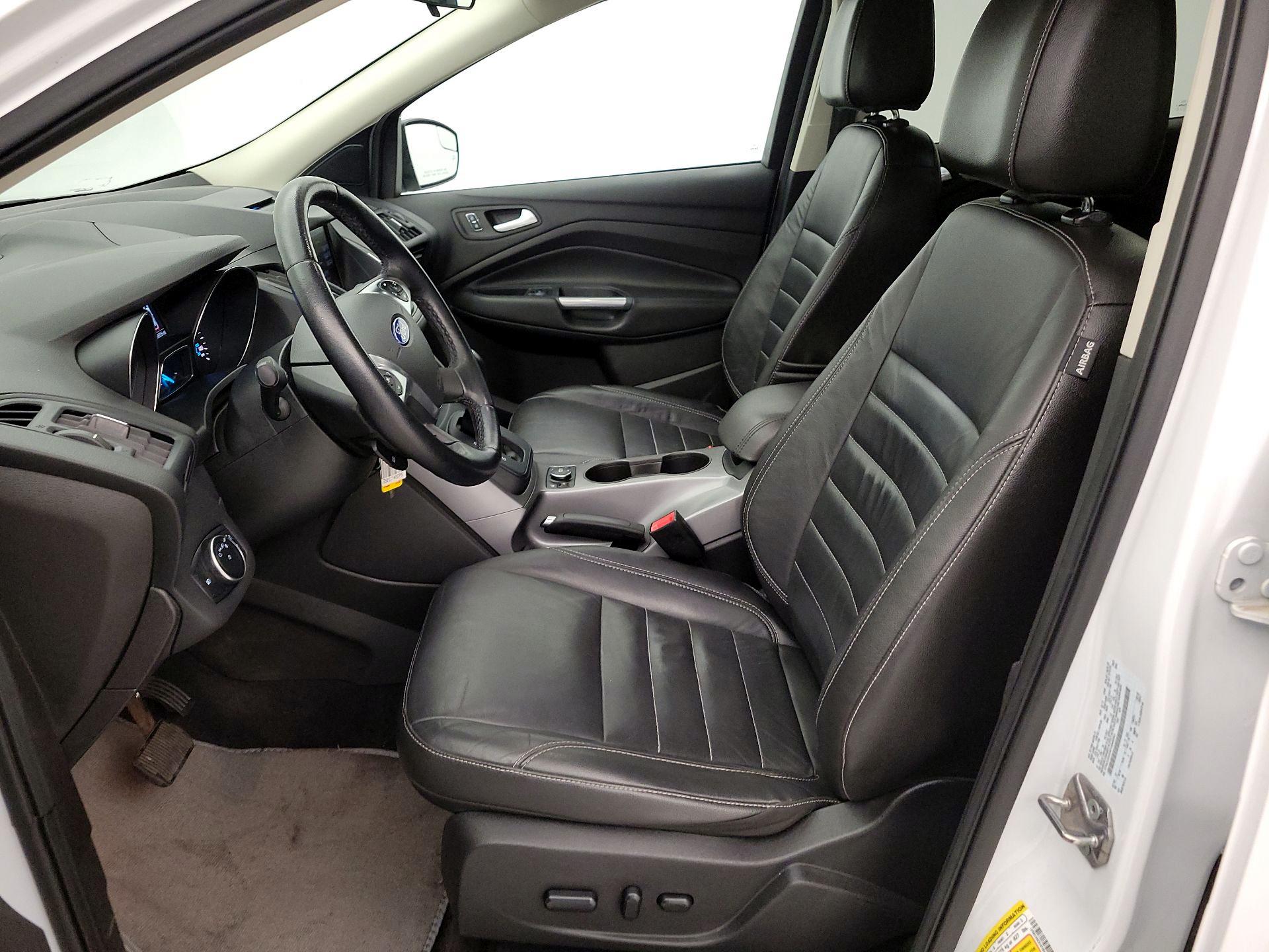 Thumbnail: 2015 Ford Escape - 11