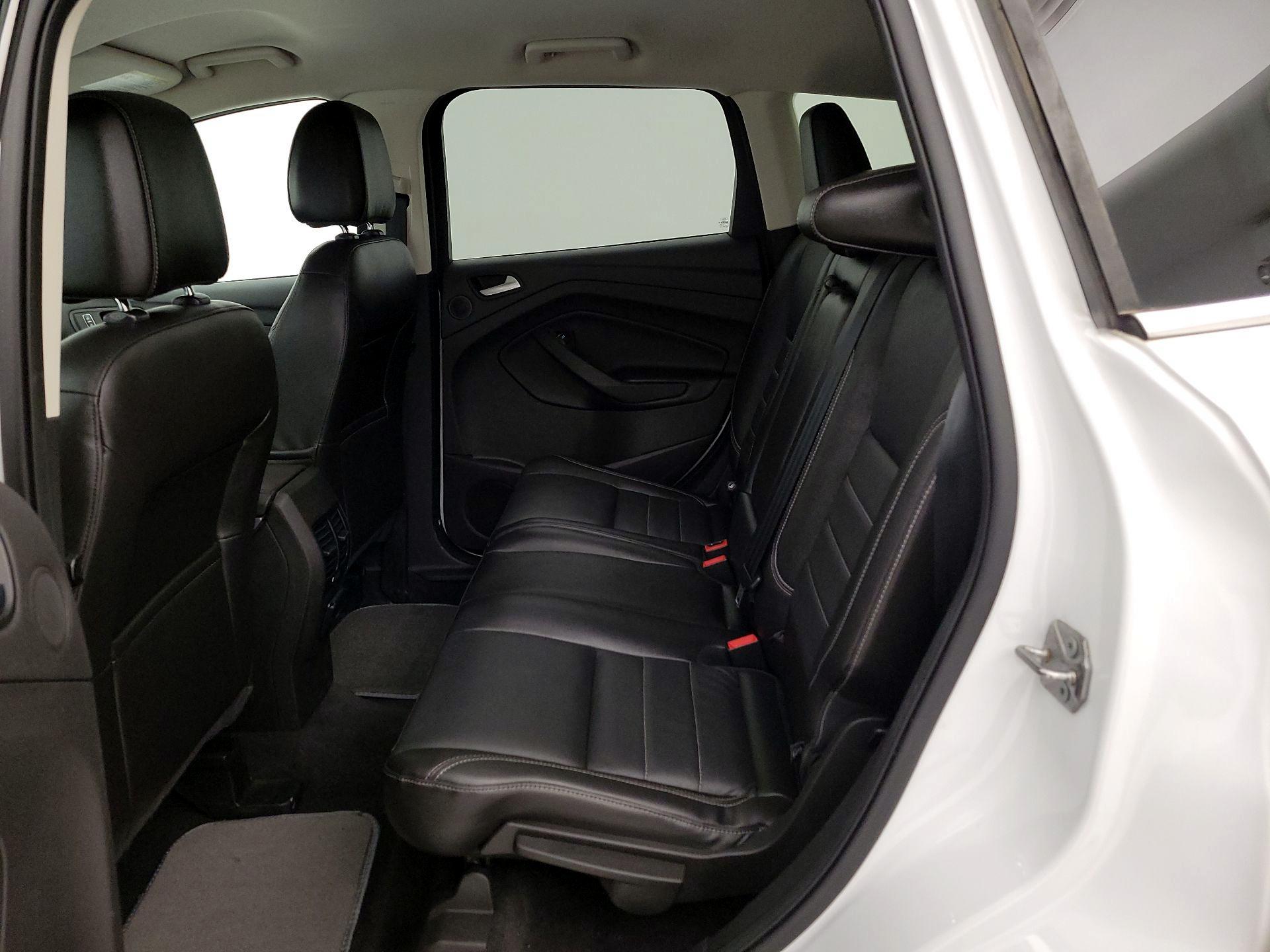 Thumbnail: 2015 Ford Escape - 19