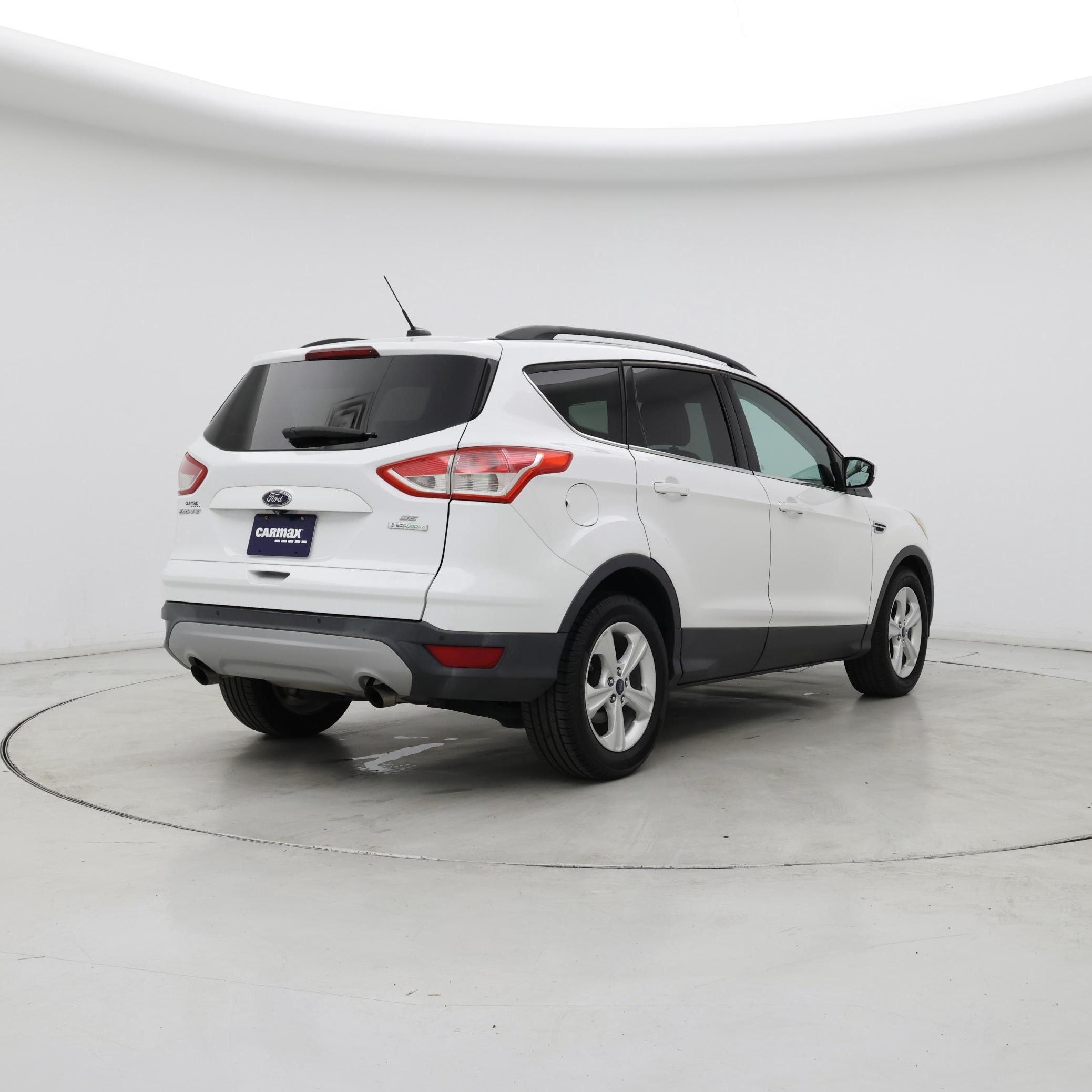 Thumbnail: 2015 Ford Escape - 8