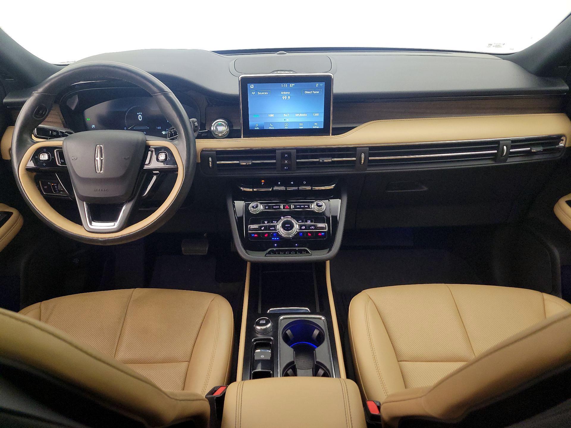 Thumbnail: 2022 Lincoln Corsair - 9