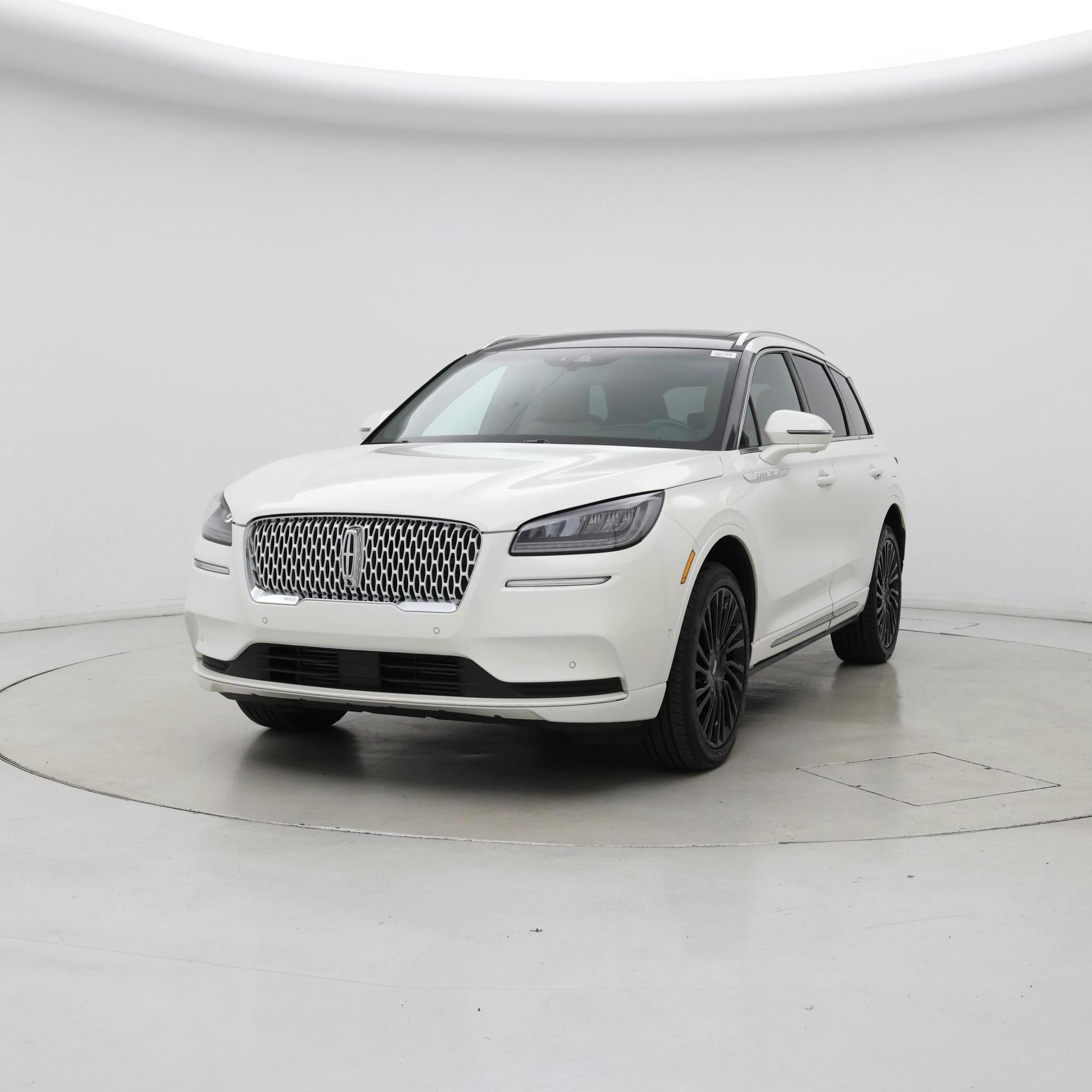 Thumbnail: 2022 Lincoln Corsair - 4