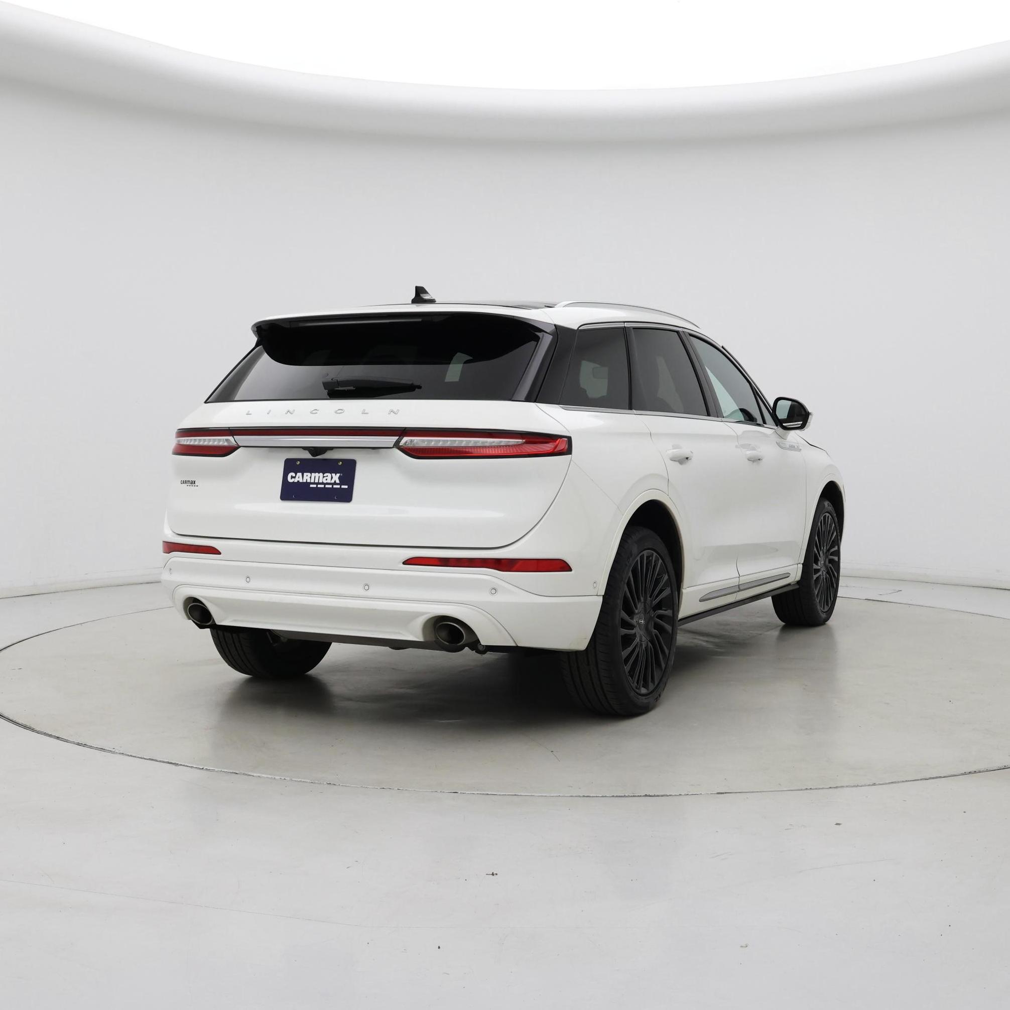 Thumbnail: 2022 Lincoln Corsair - 8