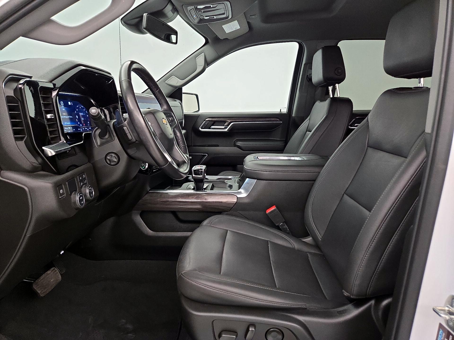 Thumbnail: 2022 Chevrolet Silverado 1500 - 11