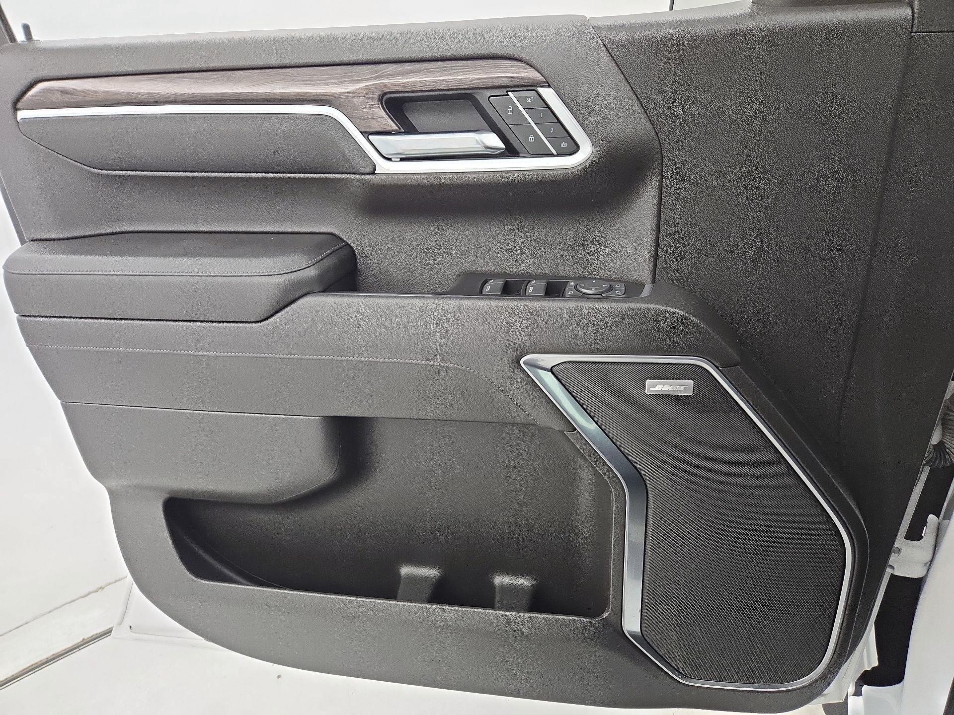 Thumbnail: 2022 Chevrolet Silverado 1500 - 12