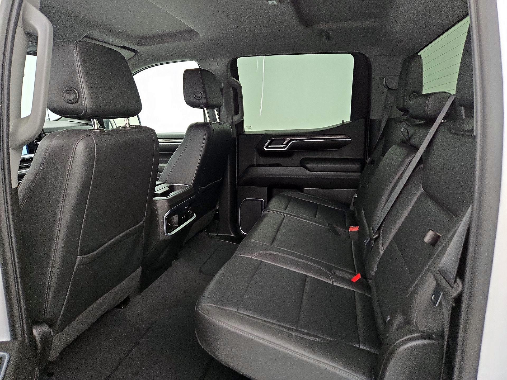 Thumbnail: 2022 Chevrolet Silverado 1500 - 19