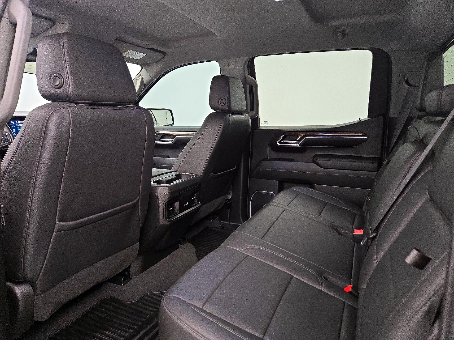 Thumbnail: 2024 Chevrolet Silverado 1500 - 19