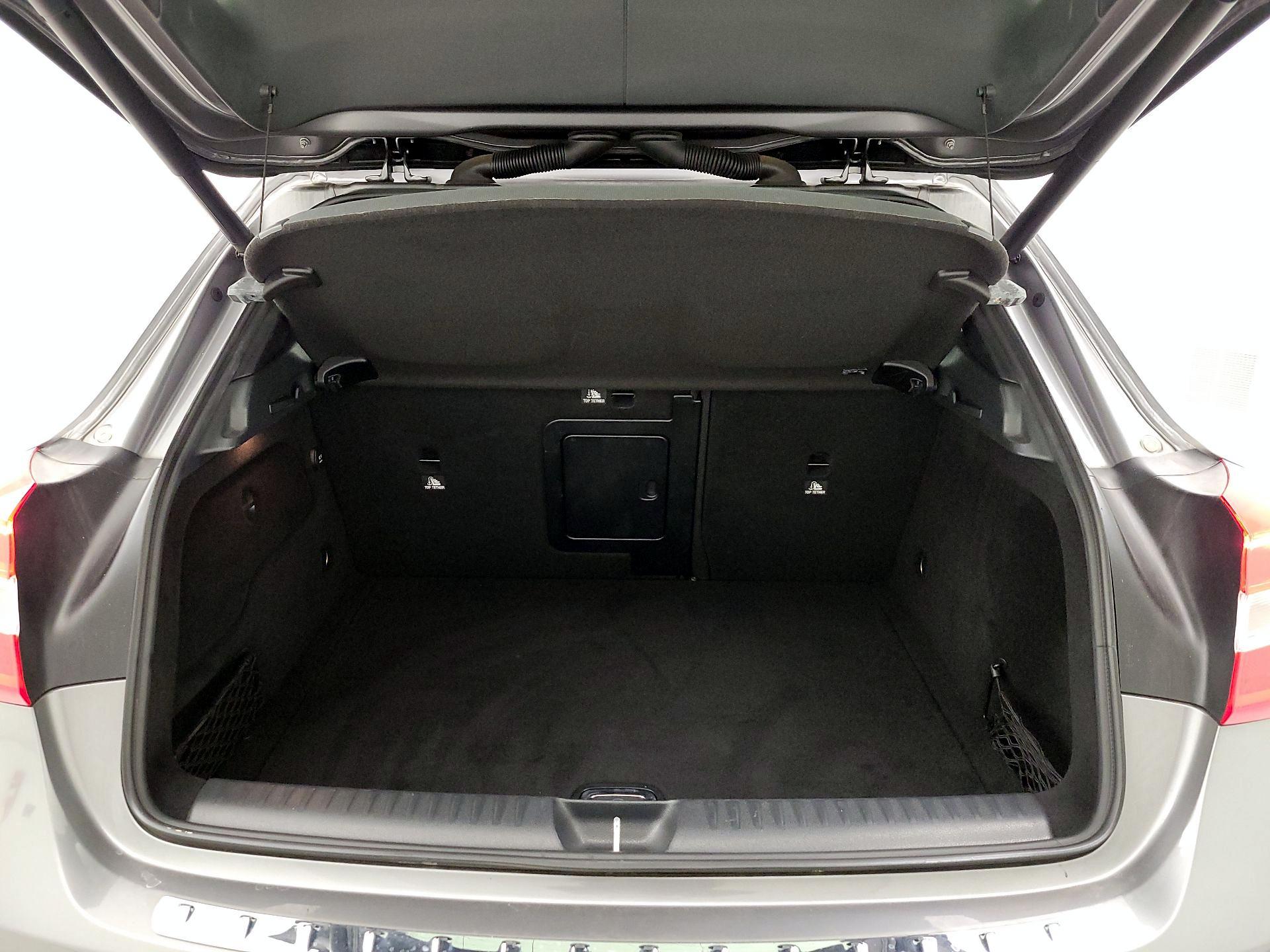 Thumbnail: 2018 Mercedes-Benz GLA - 20