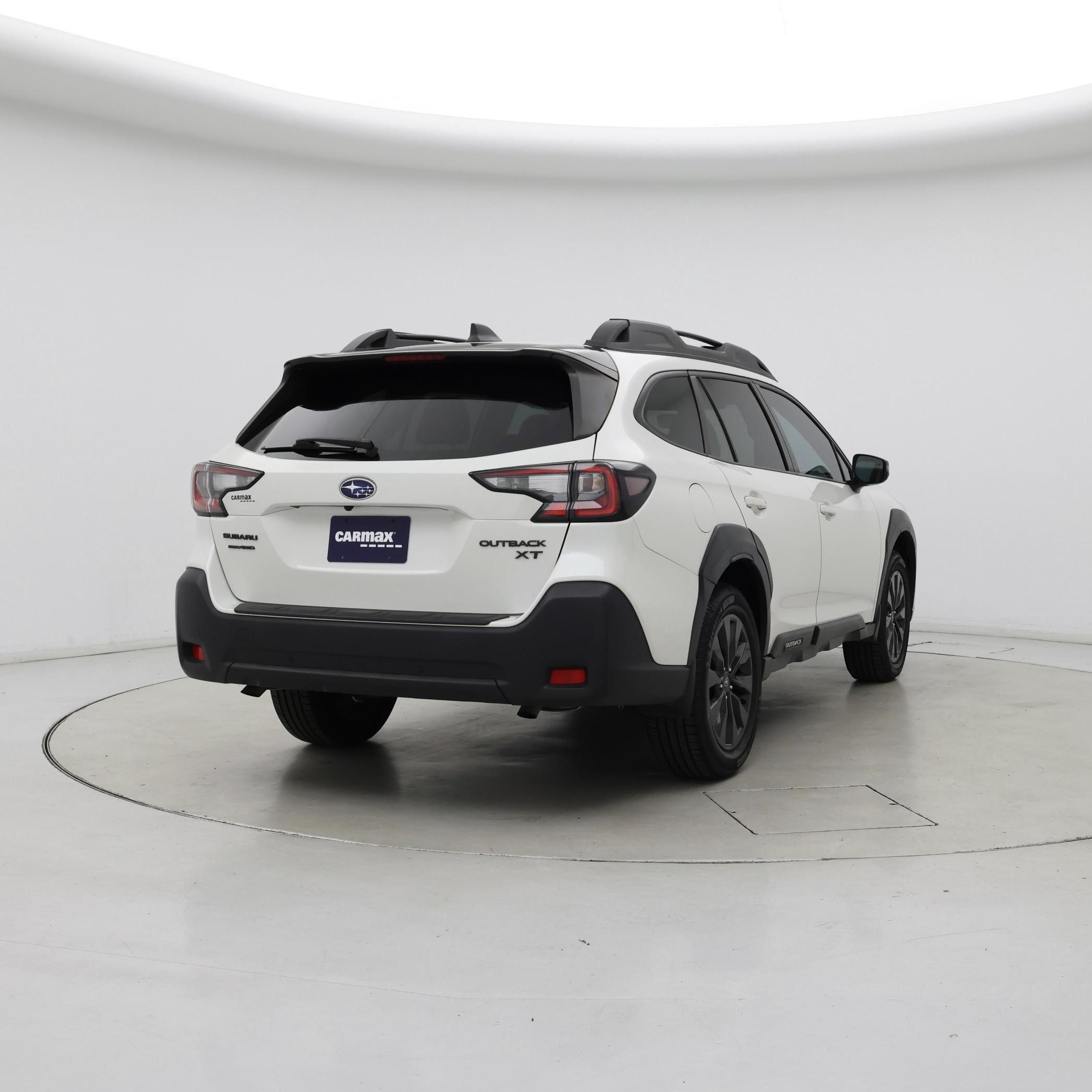 Thumbnail: 2023 Subaru Outback - 8