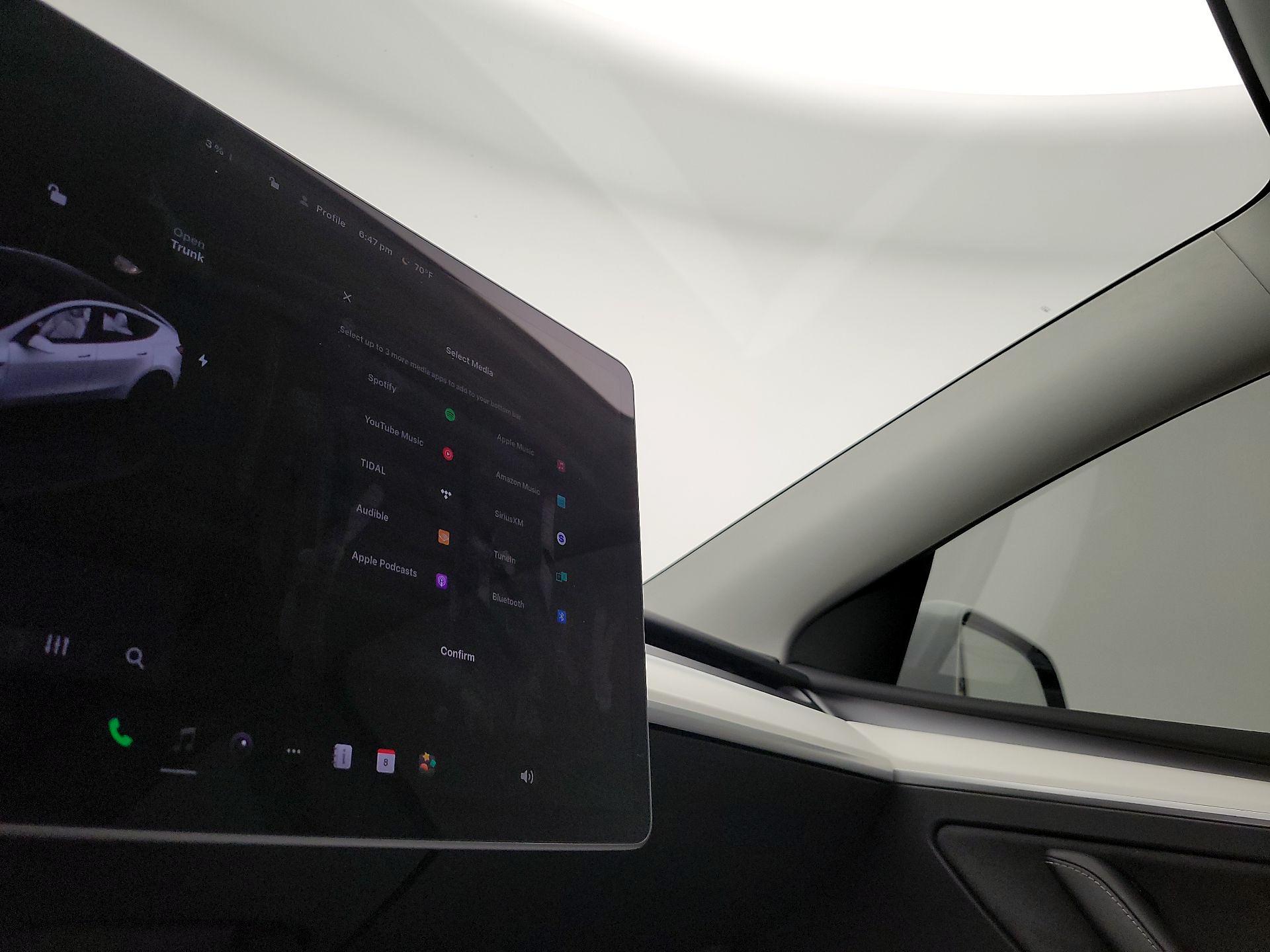 Thumbnail: 2022 Tesla Model Y - 15