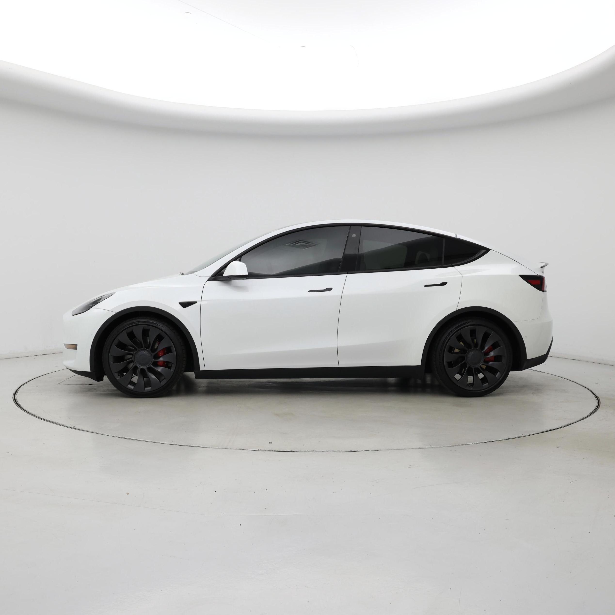 Thumbnail: 2022 Tesla Model Y - 3