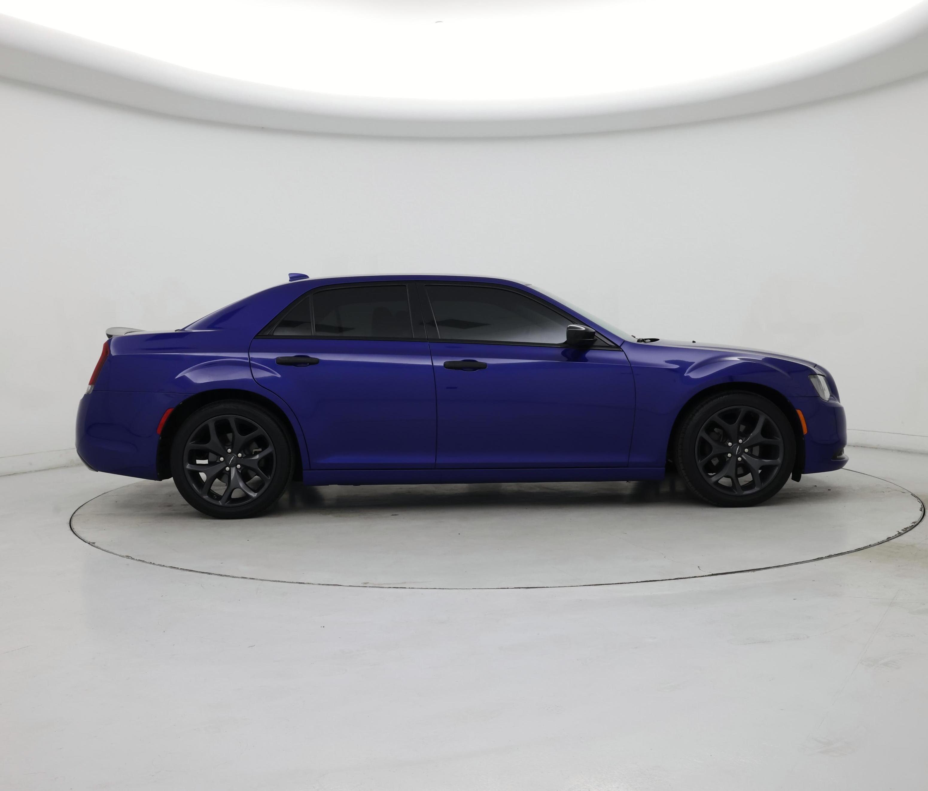 Thumbnail: 2020 Chrysler 300 - 7
