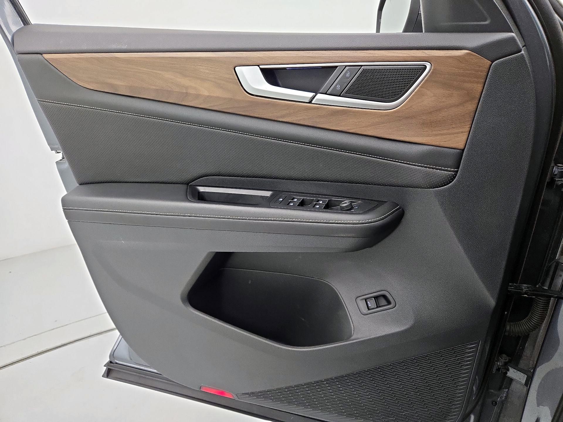 Thumbnail: 2024 Volkswagen Atlas - 12