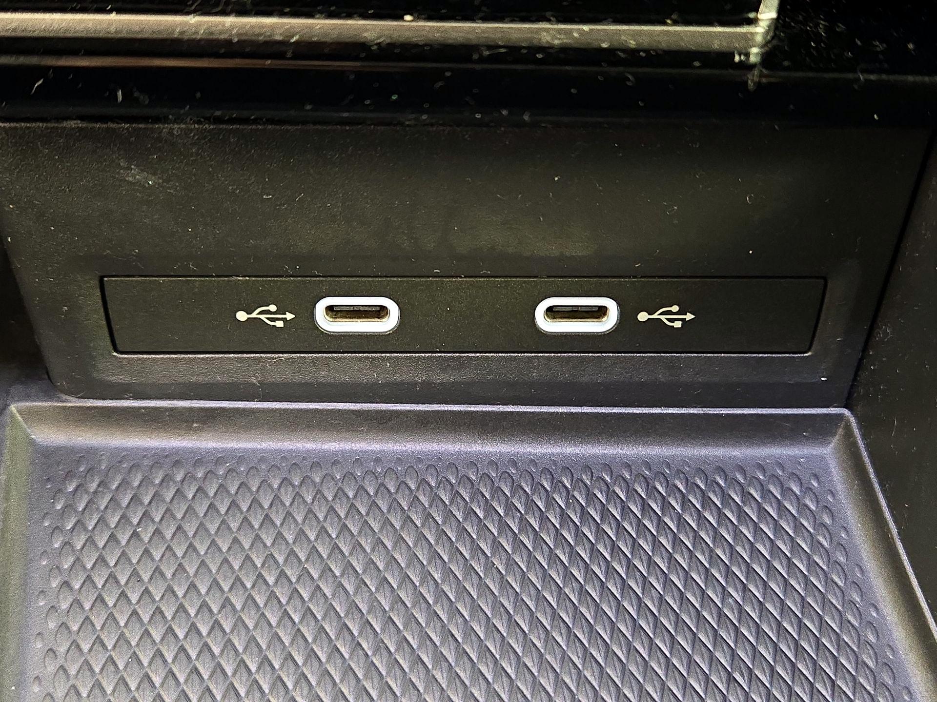 Thumbnail: 2024 Volkswagen Atlas - 18