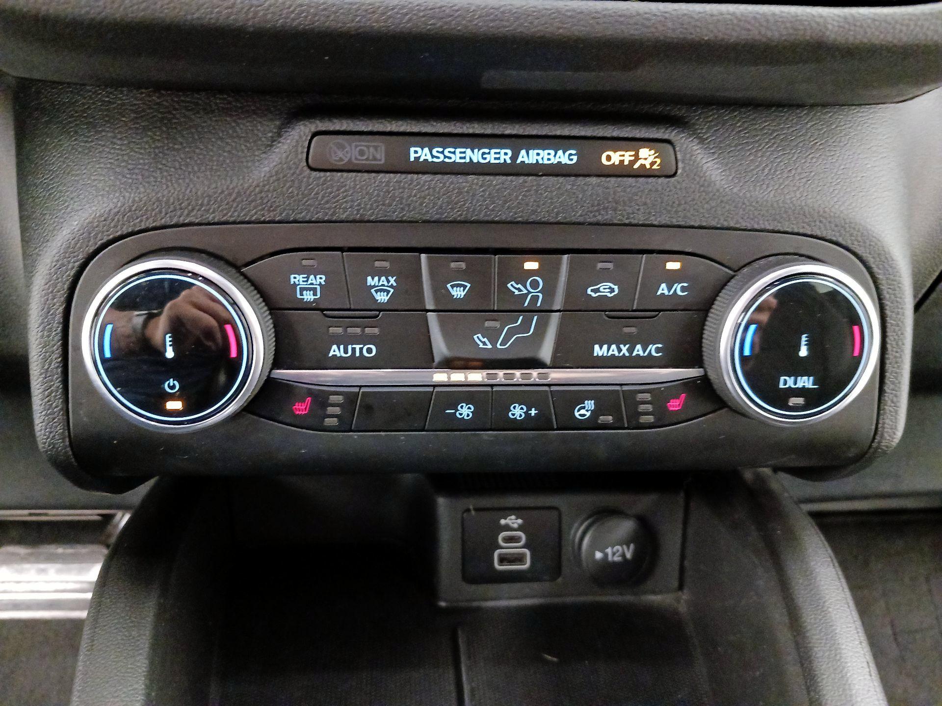 Thumbnail: 2024 Ford Escape - 17