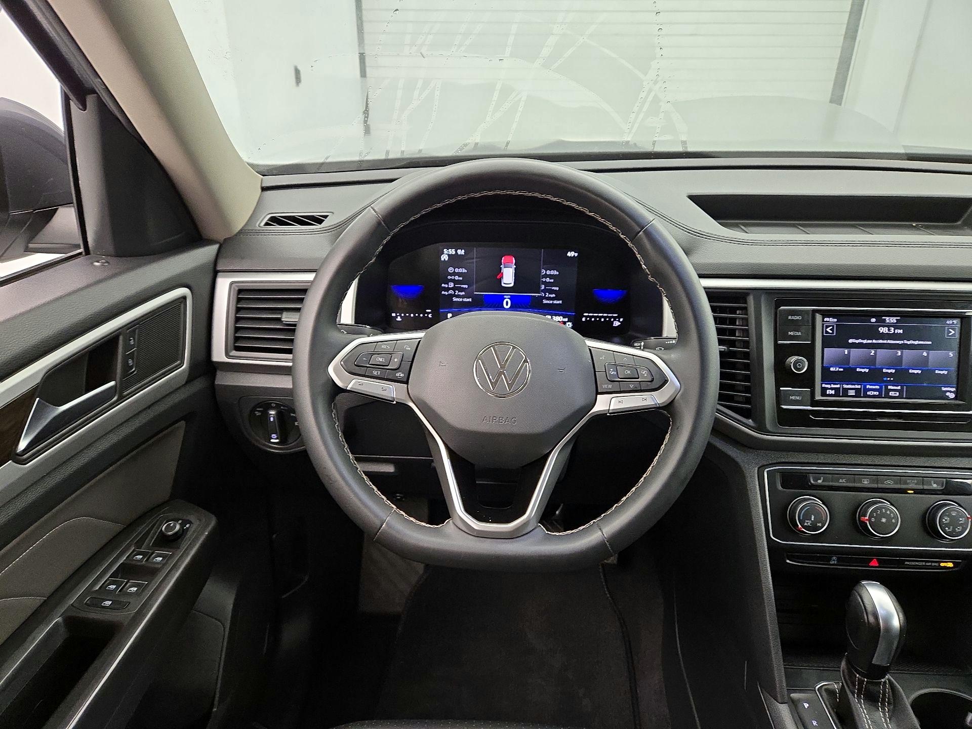 Thumbnail: 2023 Volkswagen Atlas - 10