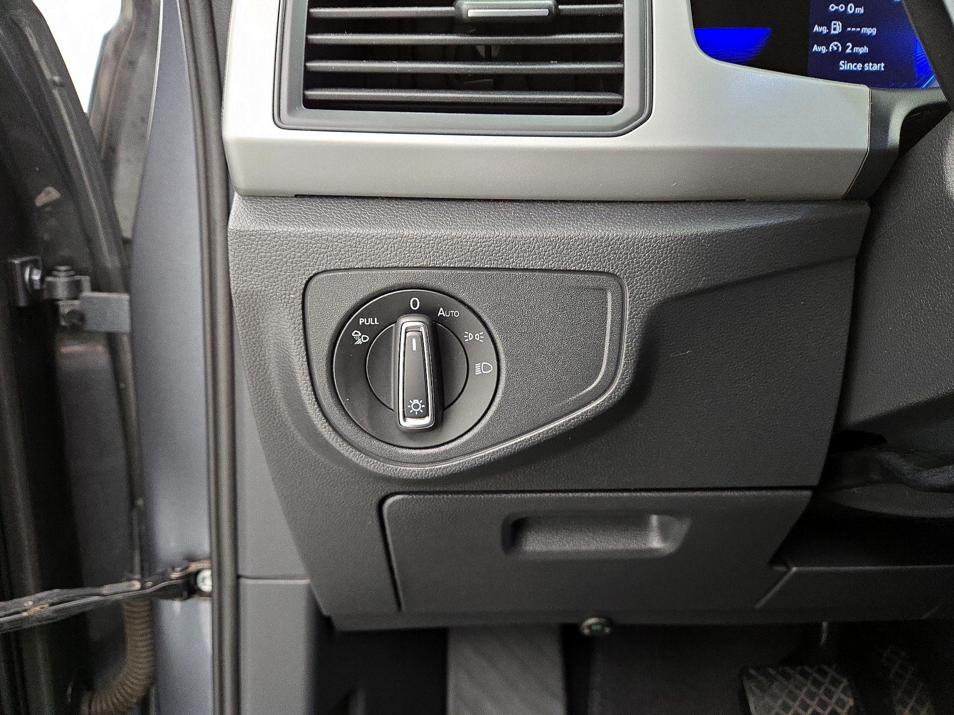 Thumbnail: 2023 Volkswagen Atlas - 13