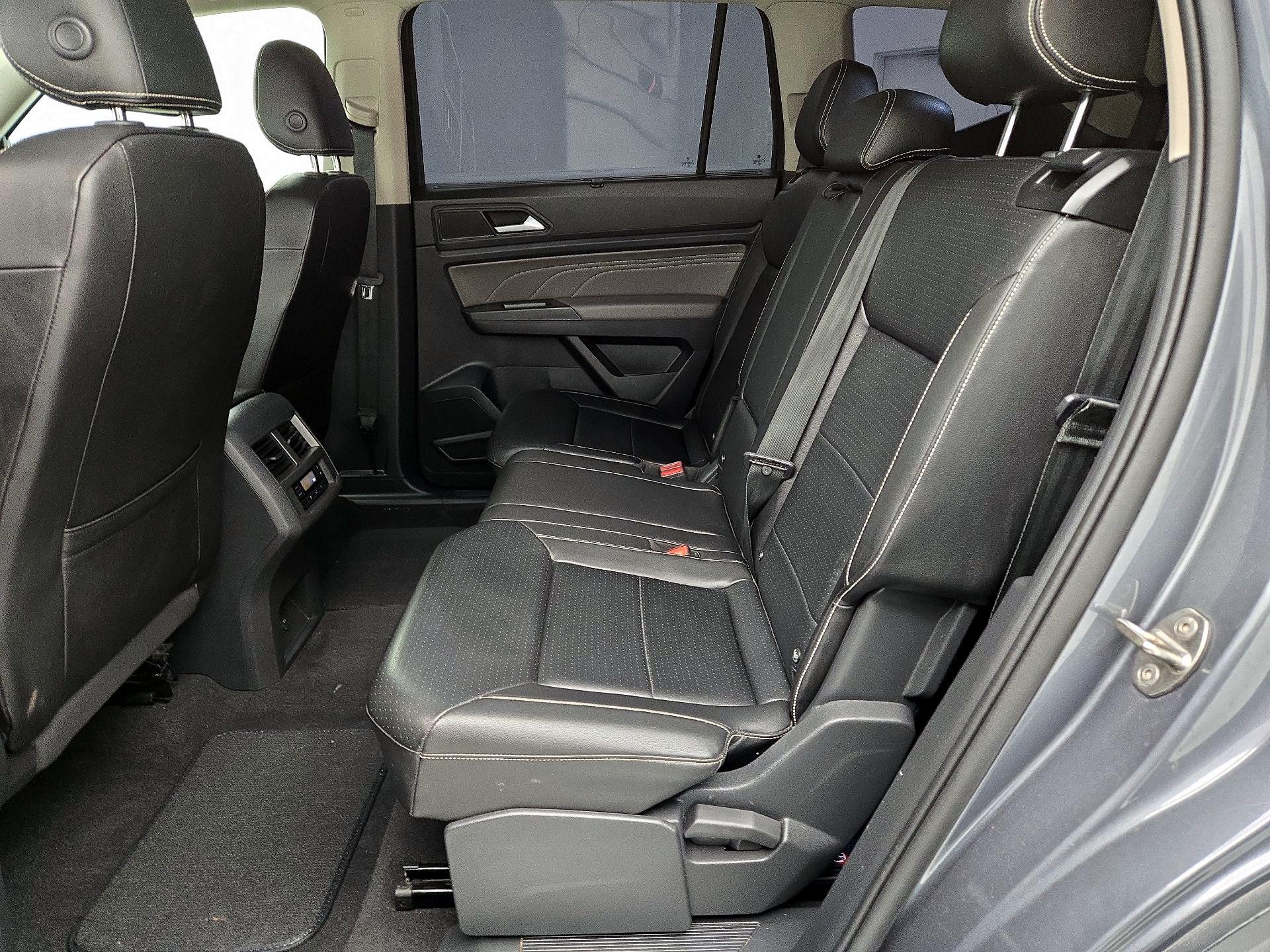 Thumbnail: 2023 Volkswagen Atlas - 19