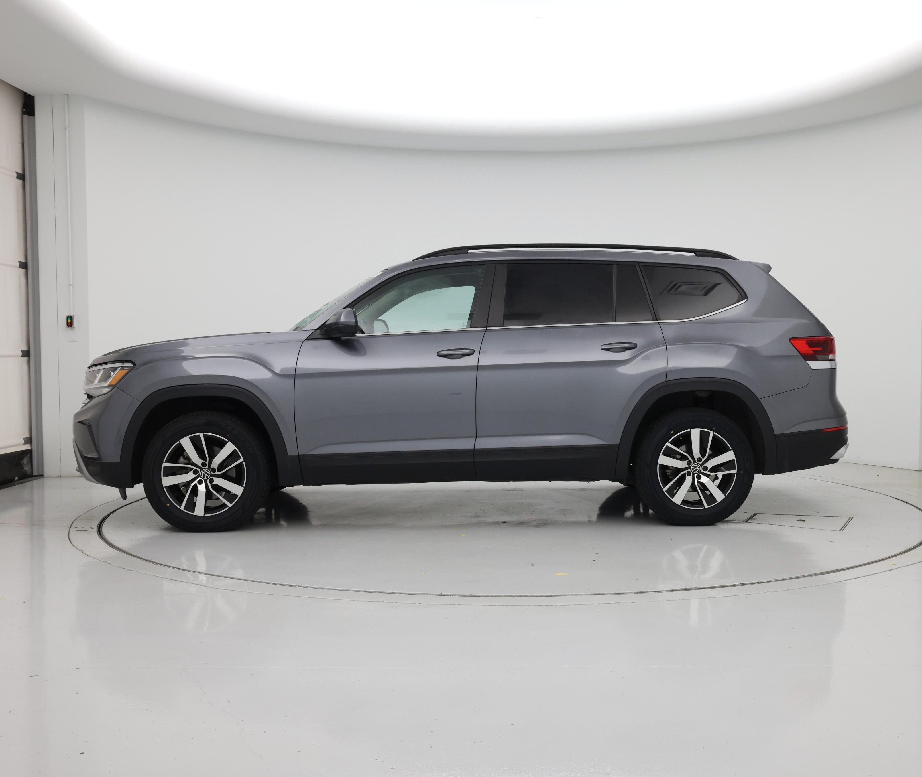 Thumbnail: 2023 Volkswagen Atlas - 3