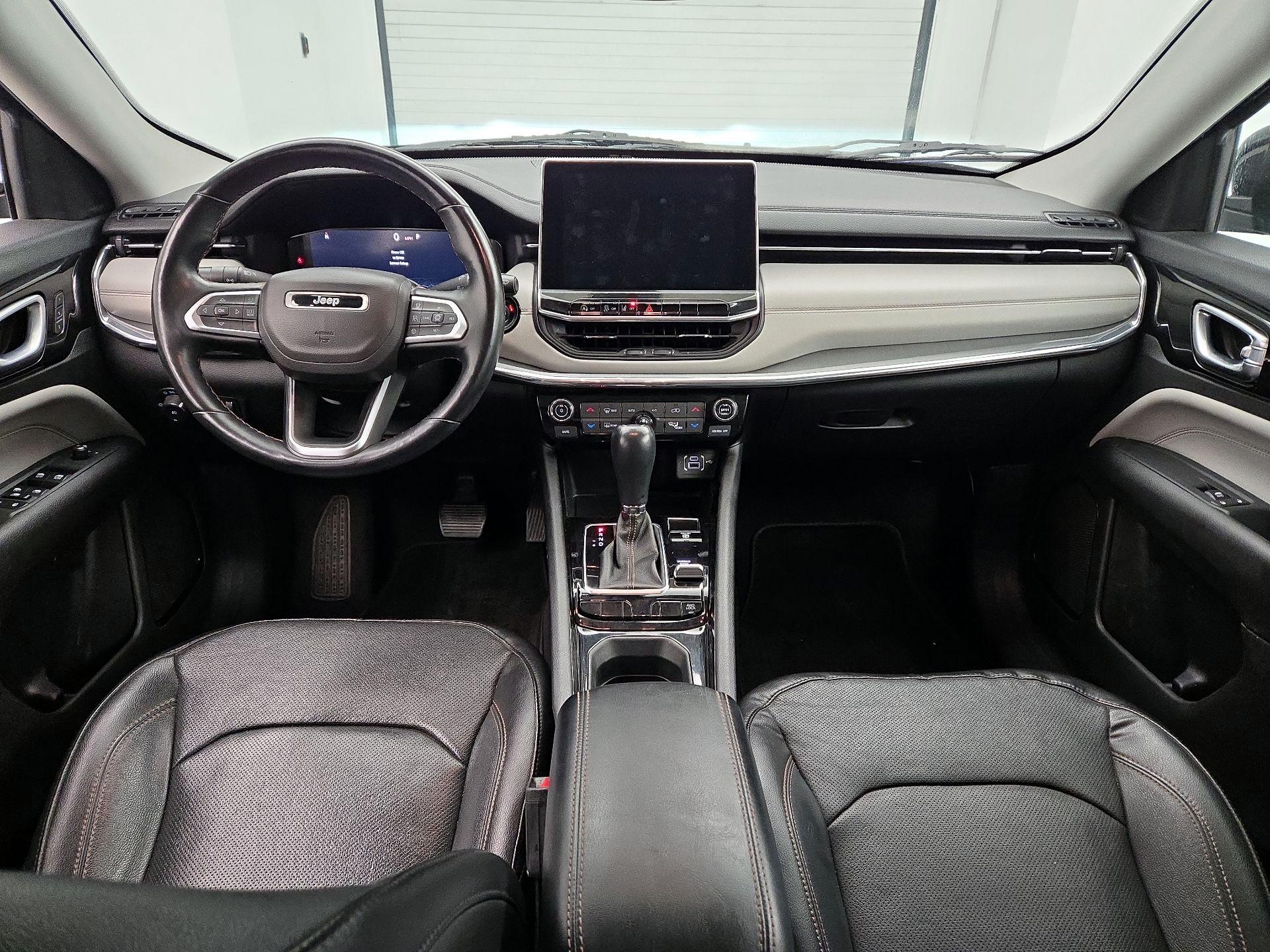 Thumbnail: 2022 Jeep Compass - 9