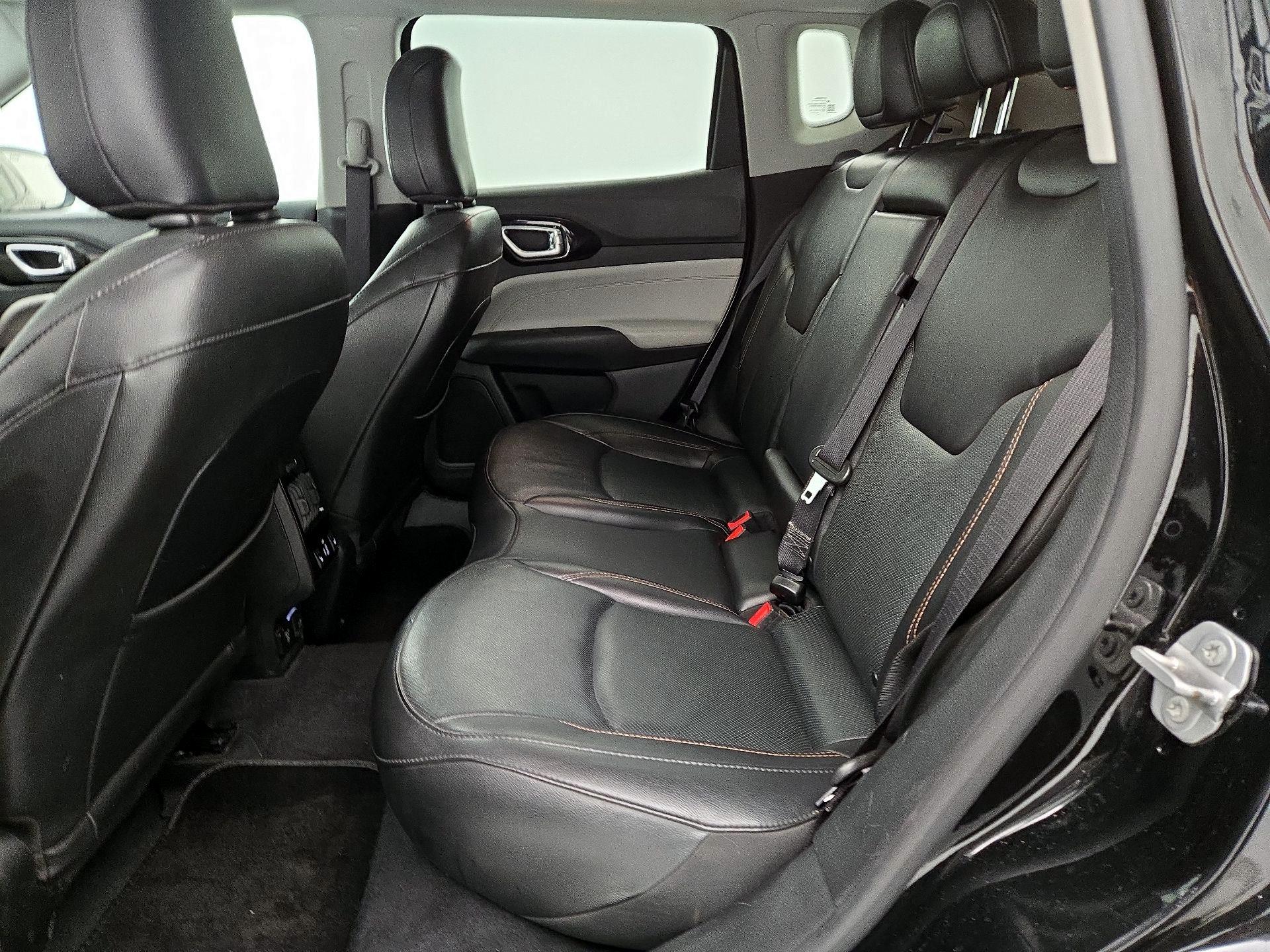 Thumbnail: 2022 Jeep Compass - 20