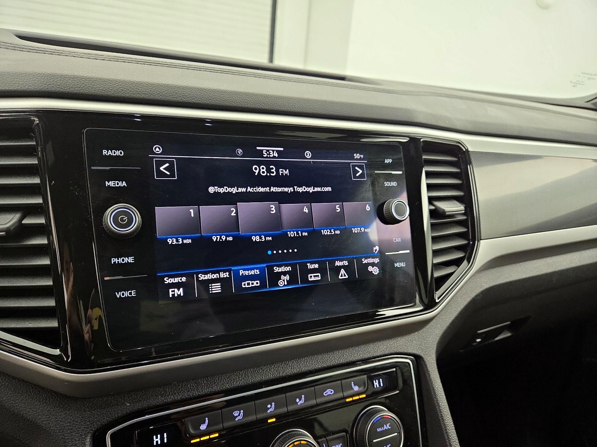 Thumbnail: 2022 Volkswagen Atlas - 15