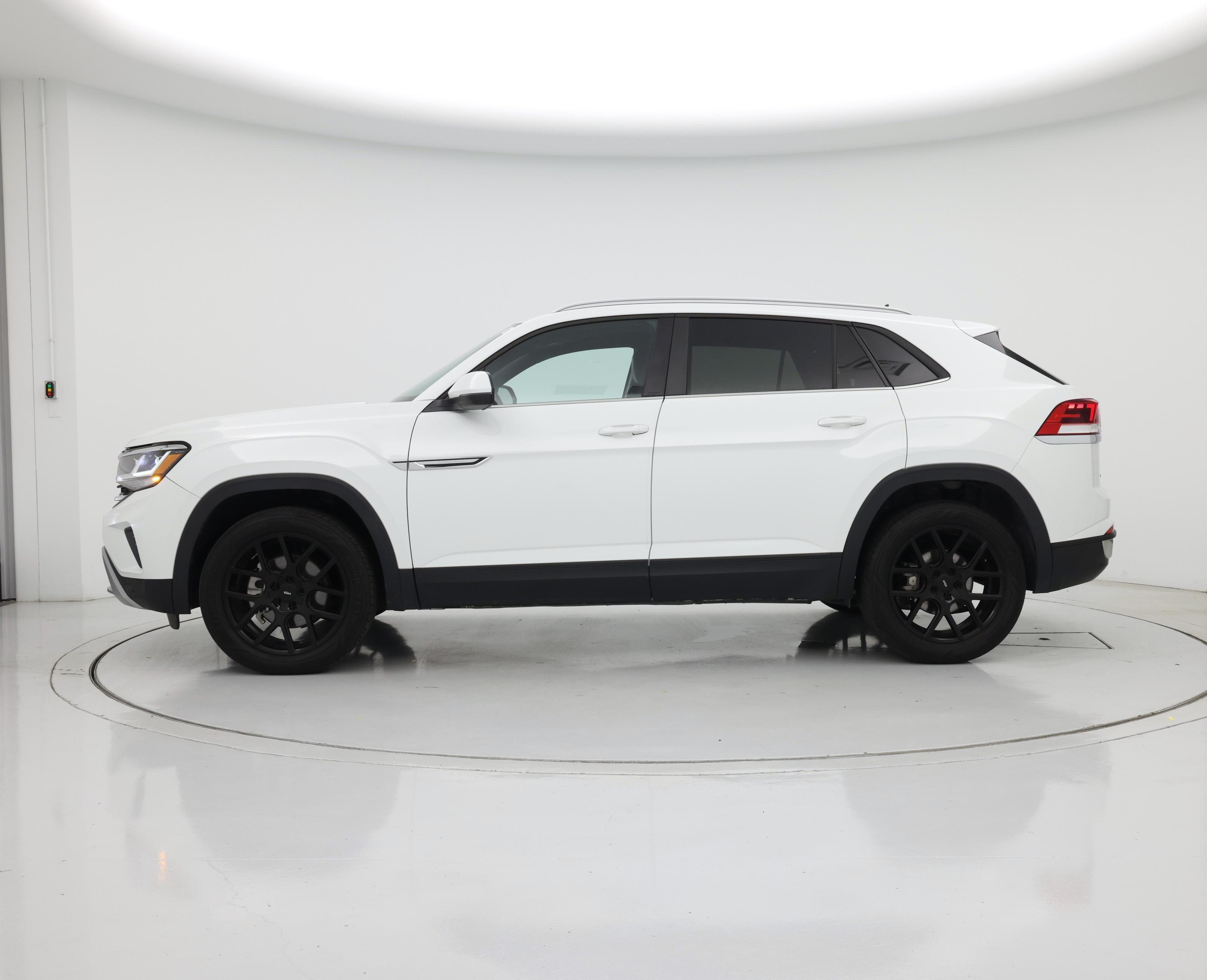 Thumbnail: 2022 Volkswagen Atlas - 3