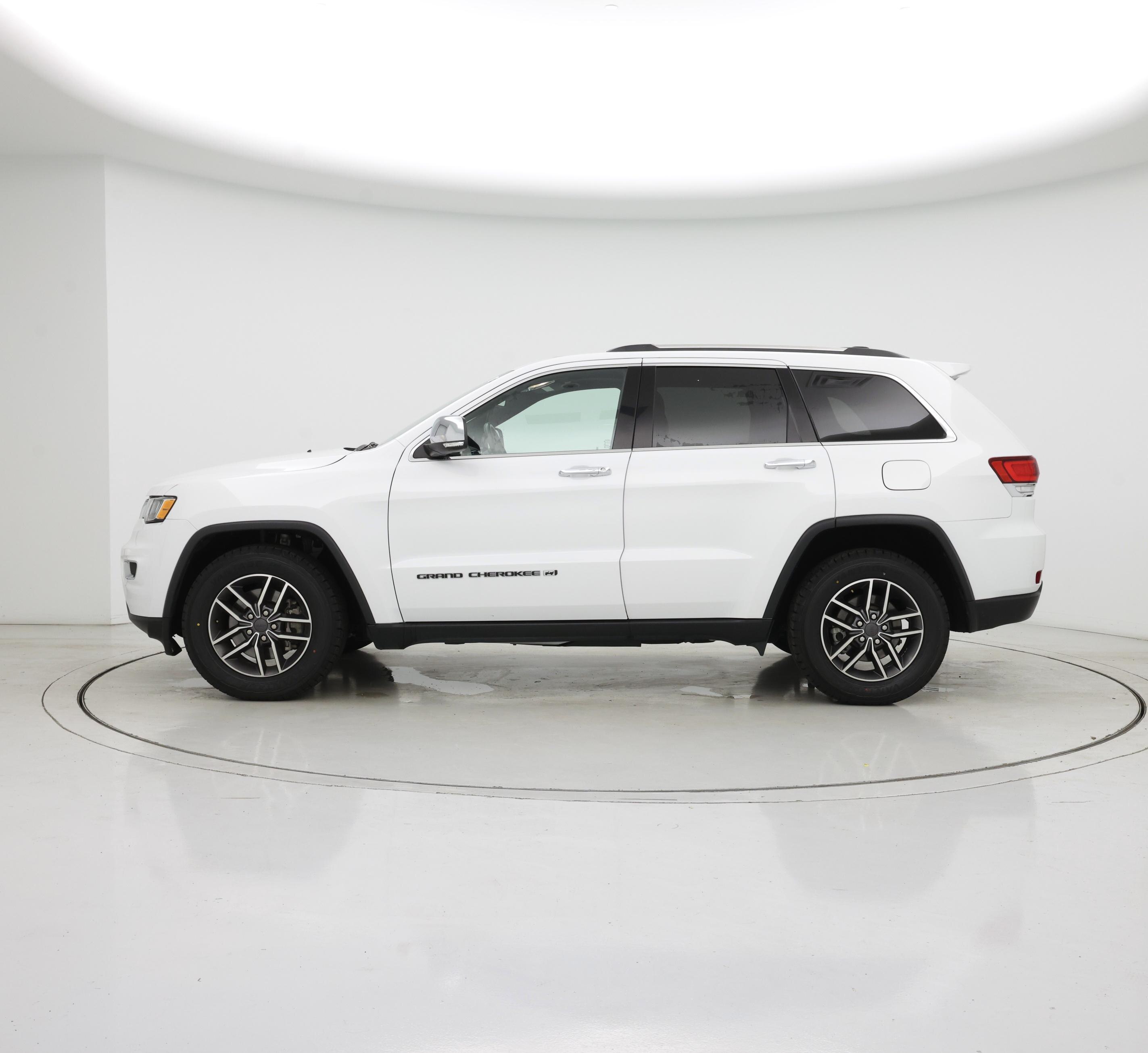 Thumbnail: 2022 Jeep Grand Cherokee - 3