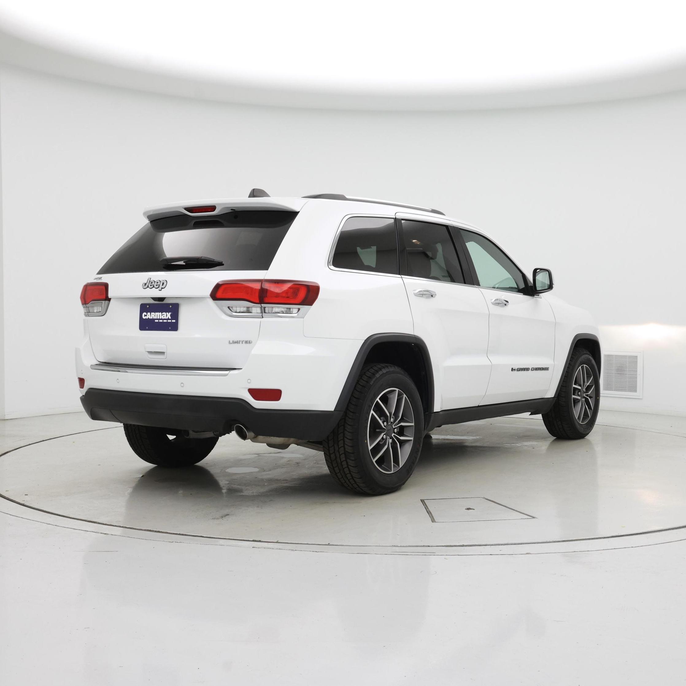Thumbnail: 2022 Jeep Grand Cherokee - 8